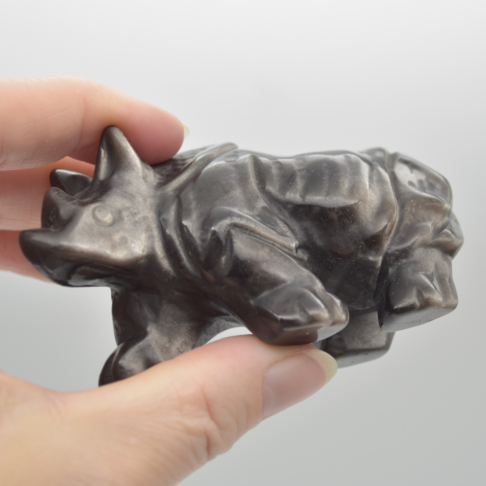 Silver Sheen Obsidian Gemstone Carved Rhino - 5cm x 8.5cm x 4cm #02 - Image 6