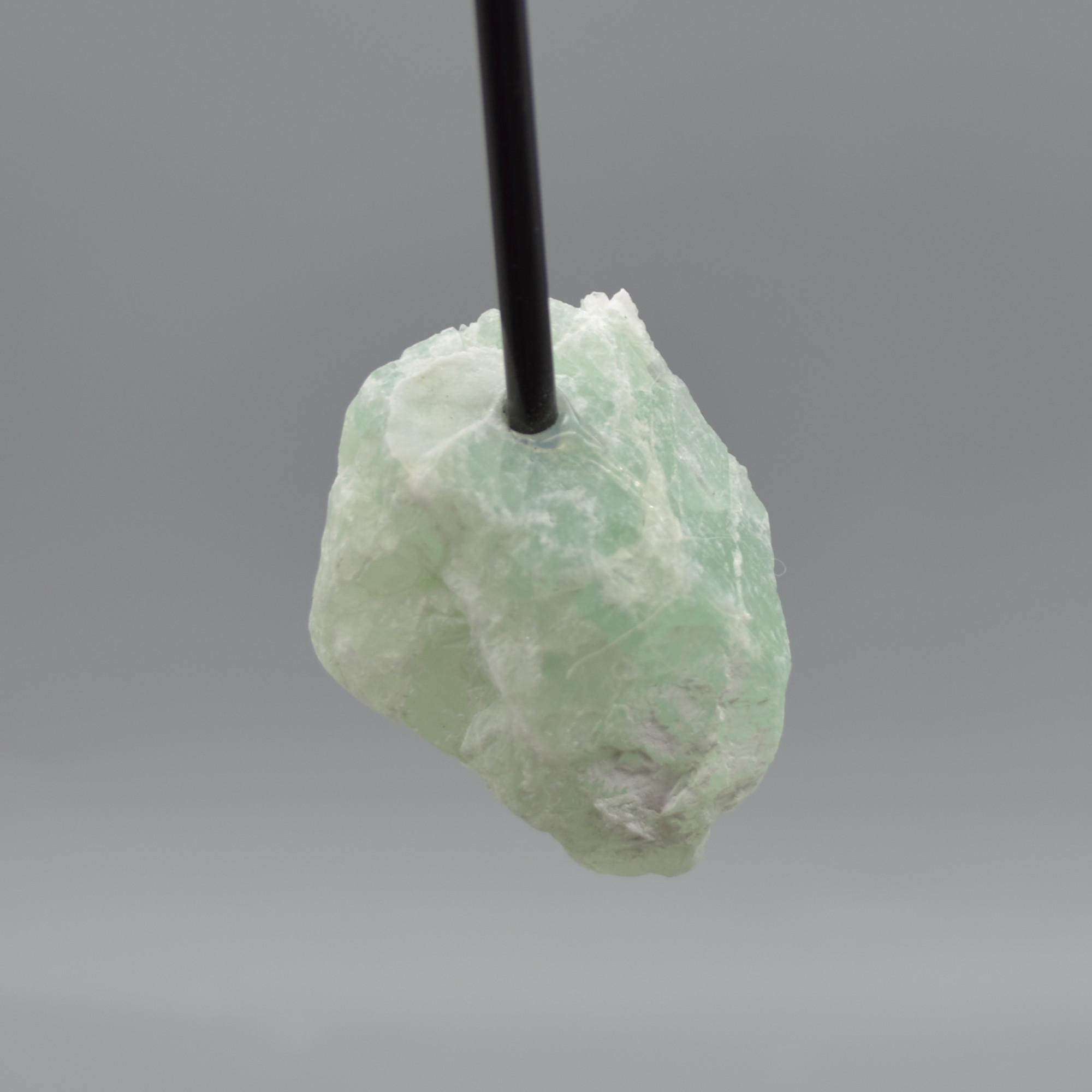 Raw Green Fluorite Specimen Rock with Stand - 83 grams #01 - Image 3