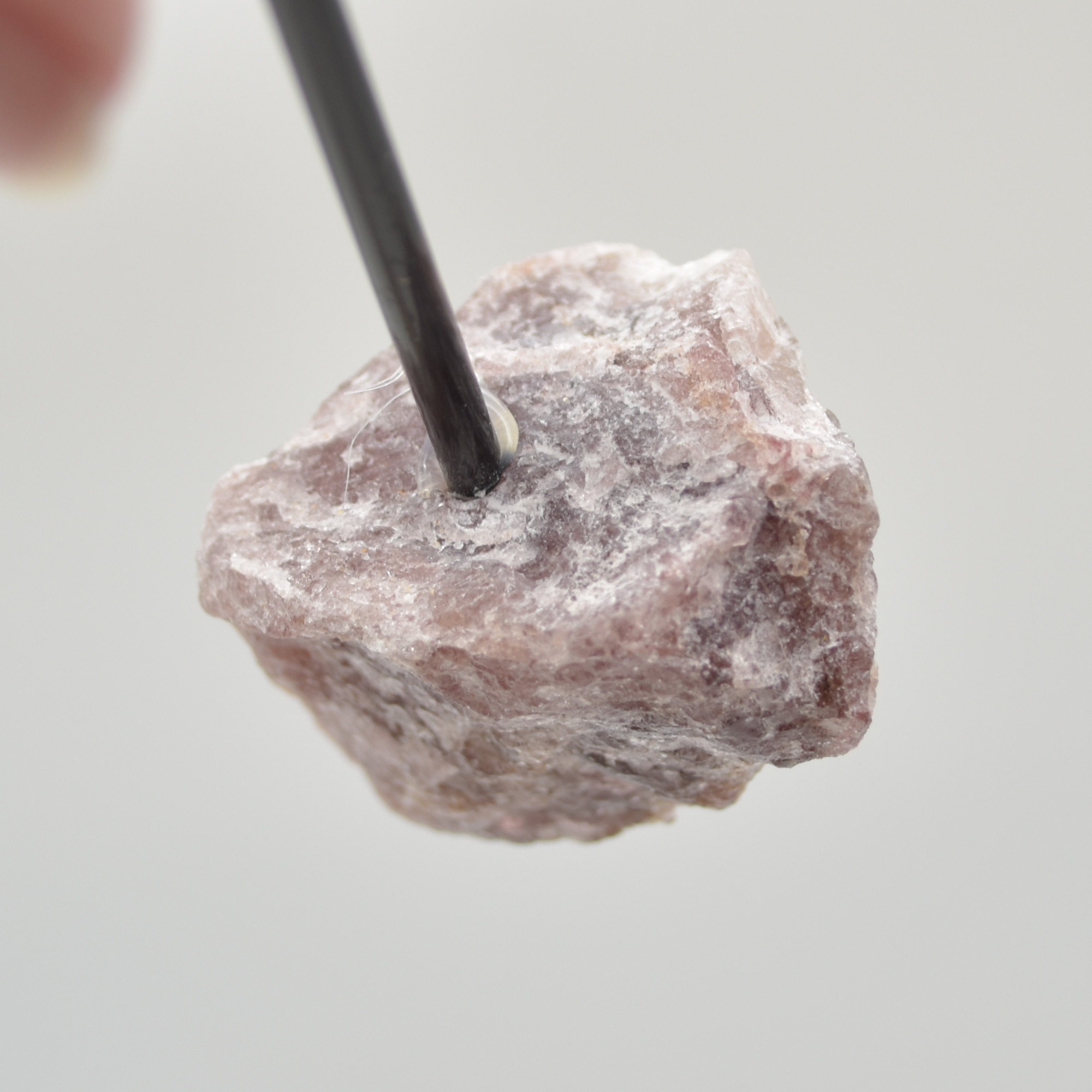 Raw Strawberry Quartz Specimen Rock with Stand - 78 grams #04 - Image 3