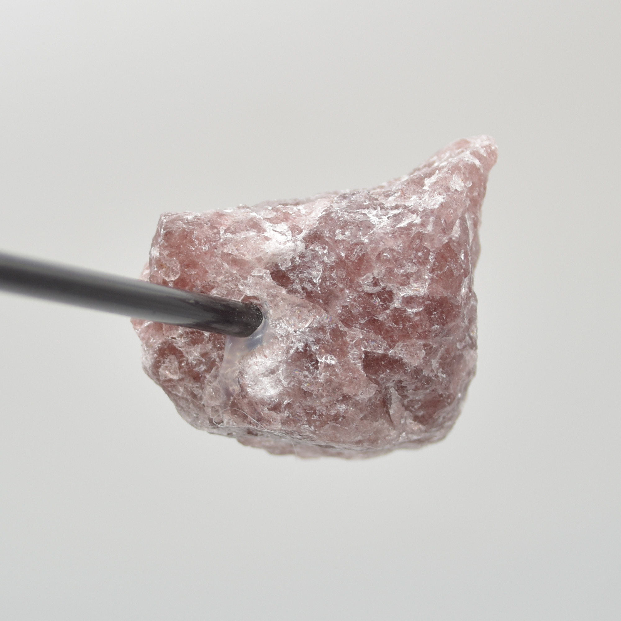 Raw Strawberry Quartz Specimen Rock with Stand - 80 grams #05 - Image 3