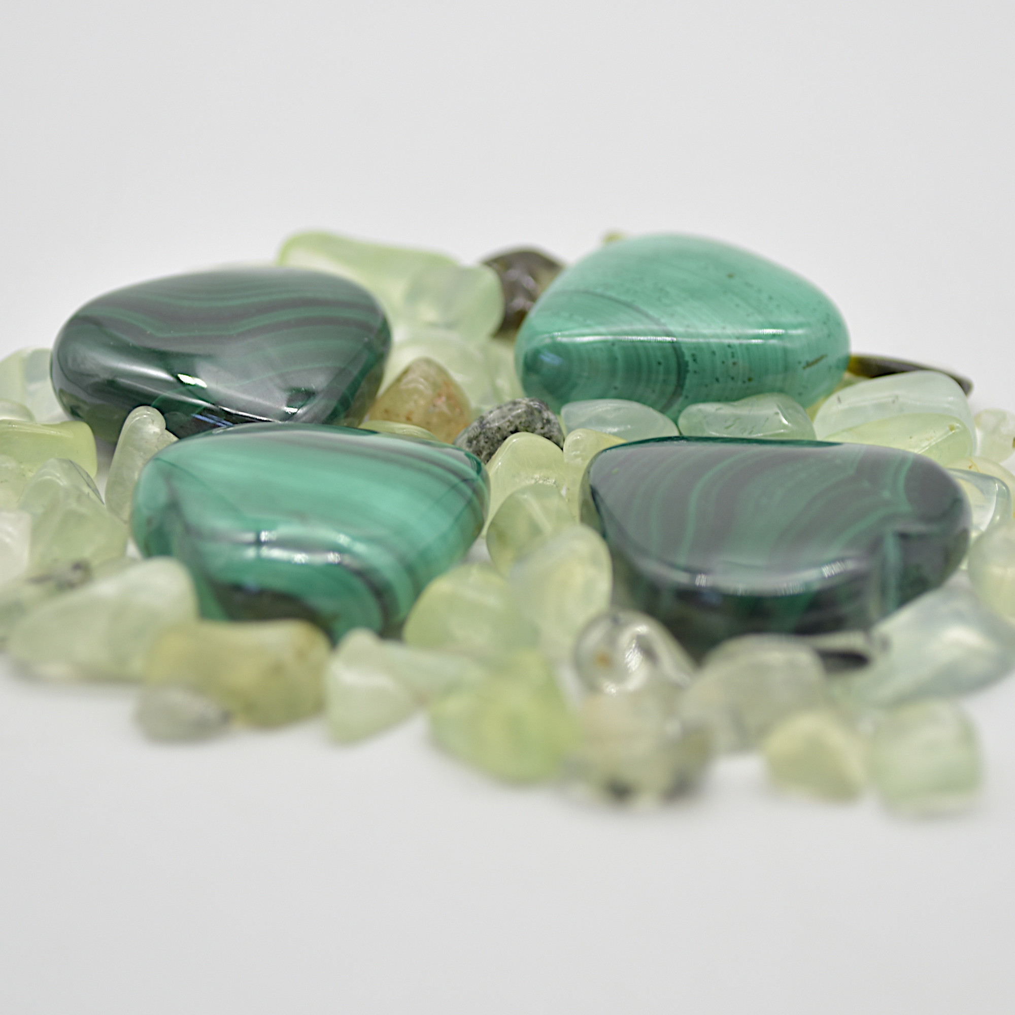 Malachite Carved Gemstone Hearts- 2cm- 2.5cm - 1 or 4 Count - Image 4