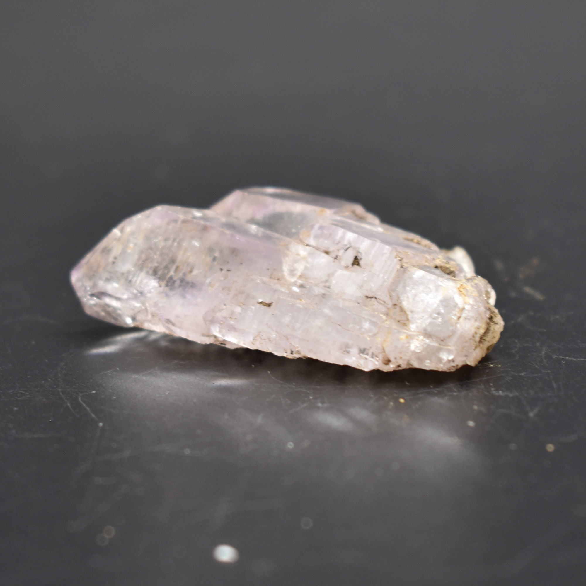 Vera Cruz Amethyst Raw Crystal Cluster - 21 grams - #26 - Image 4