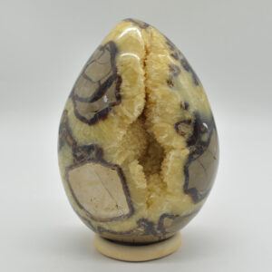 Septarian (AKA Dragon Stone) Crystal Freeform Egg - 15cm - 2099 grams #04