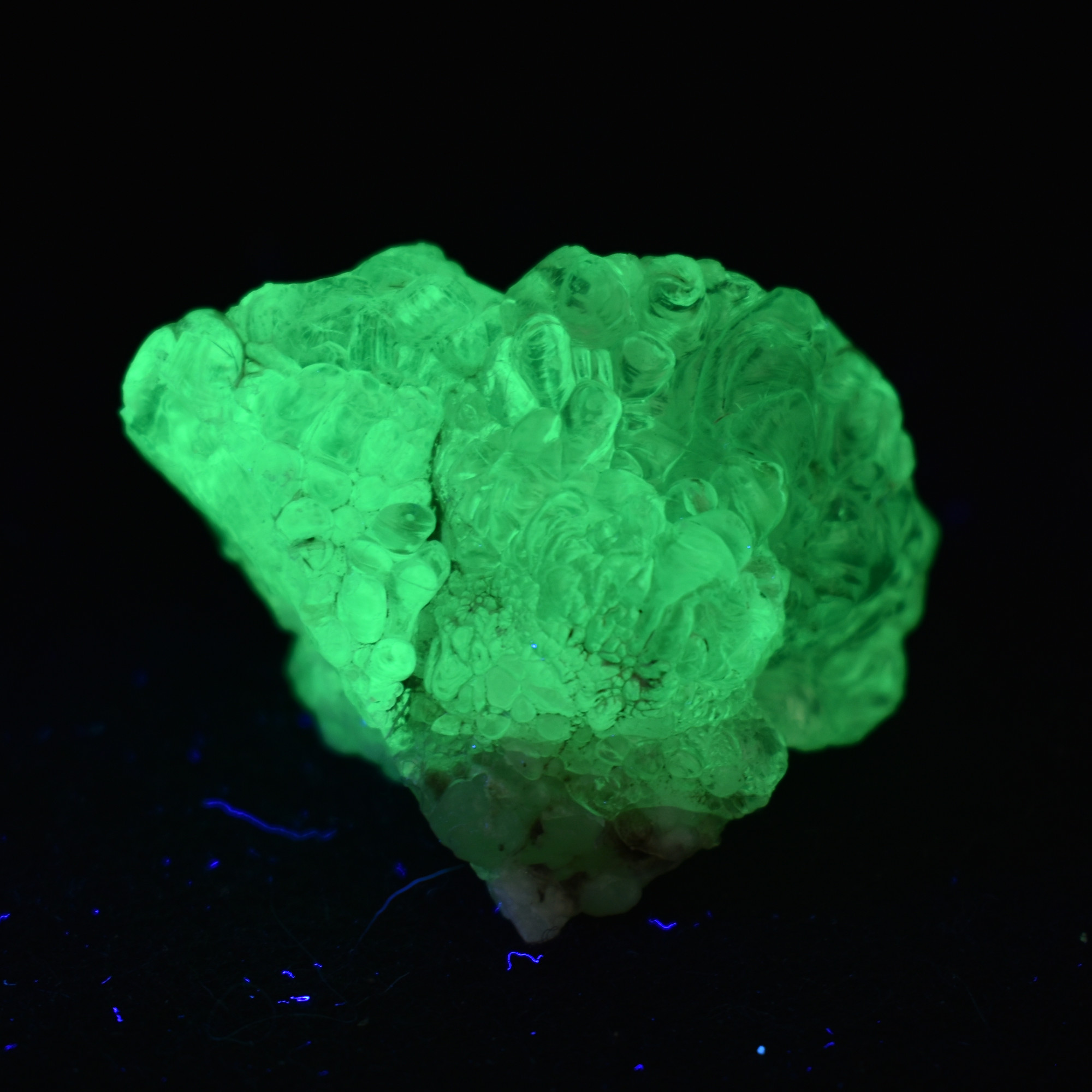 Large Mexican Hyalite Opal Collector Grade Specimen Stone - UV Reactive Fluorescent - 33 grams #33