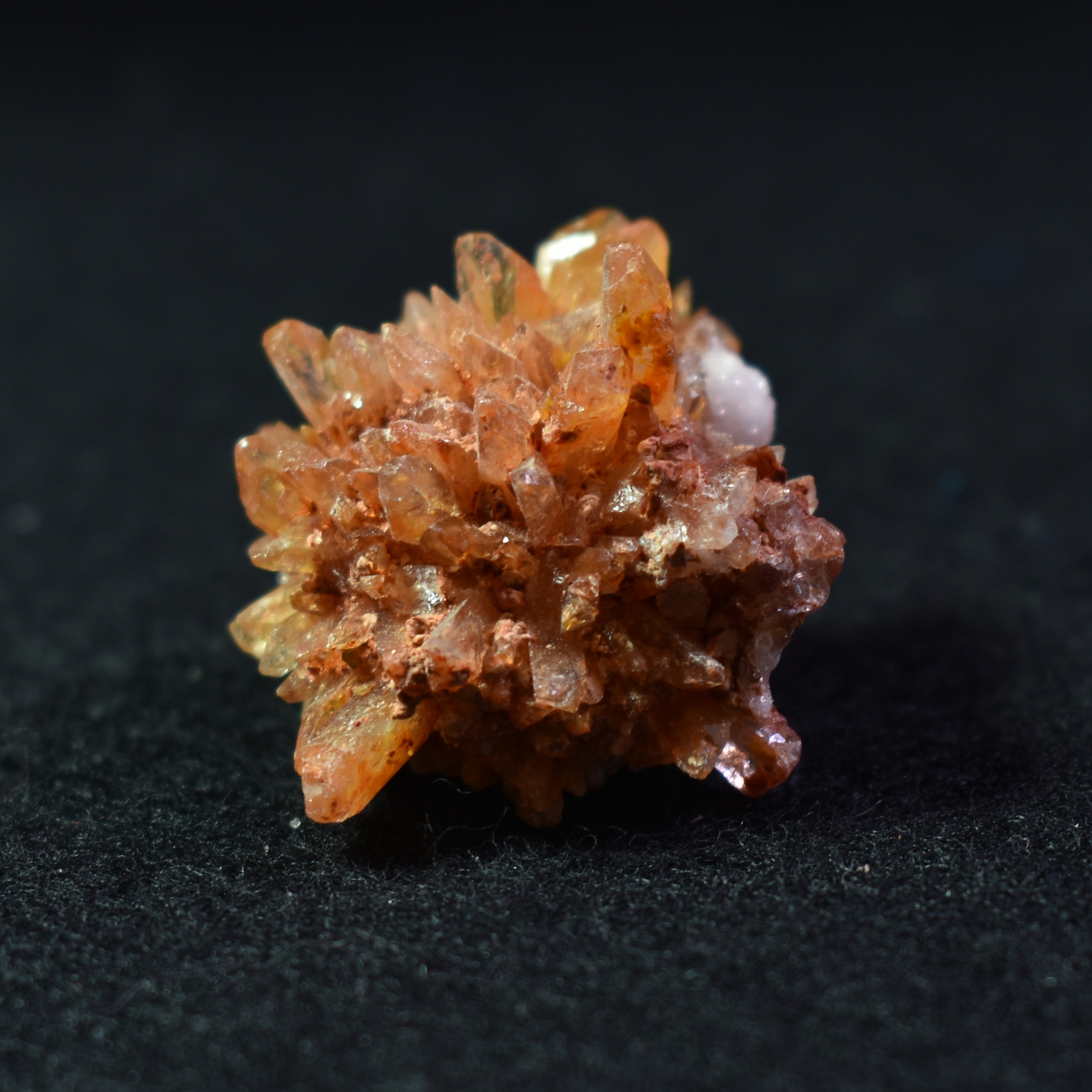 Creedite Crystal Cluster Specimen with Fluorite and Gearksutite from Navidad Mine, Durango Mexico - 15.4 grams #03 - Image 2