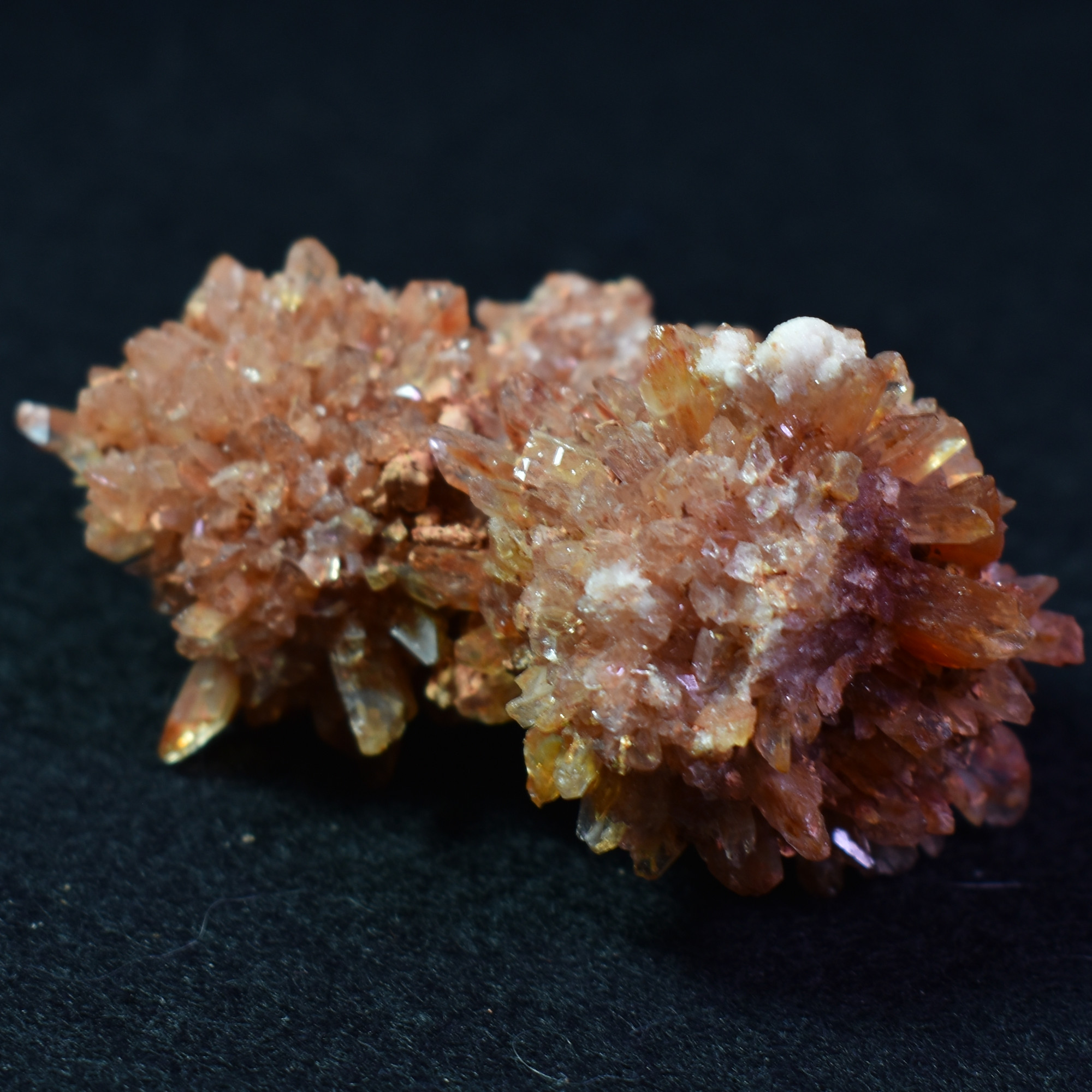 Creedite Crystal Cluster Specimen with Fluorite from Navidad Mine, Durango Mexico - 77 grams #06 - Image 3