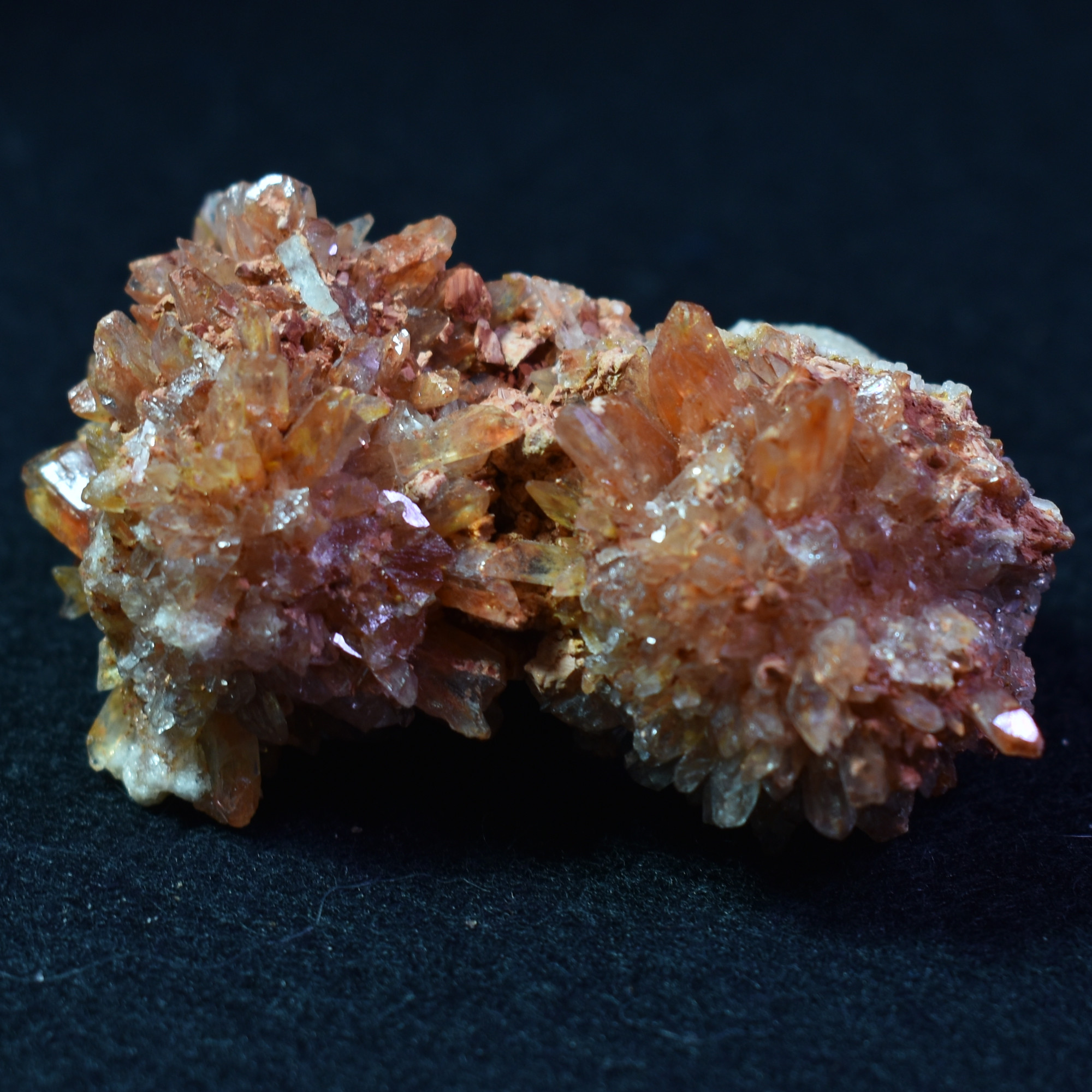 Creedite Crystal Cluster Specimen with Fluorite from Navidad Mine, Durango Mexico - 77 grams #06 - Image 4