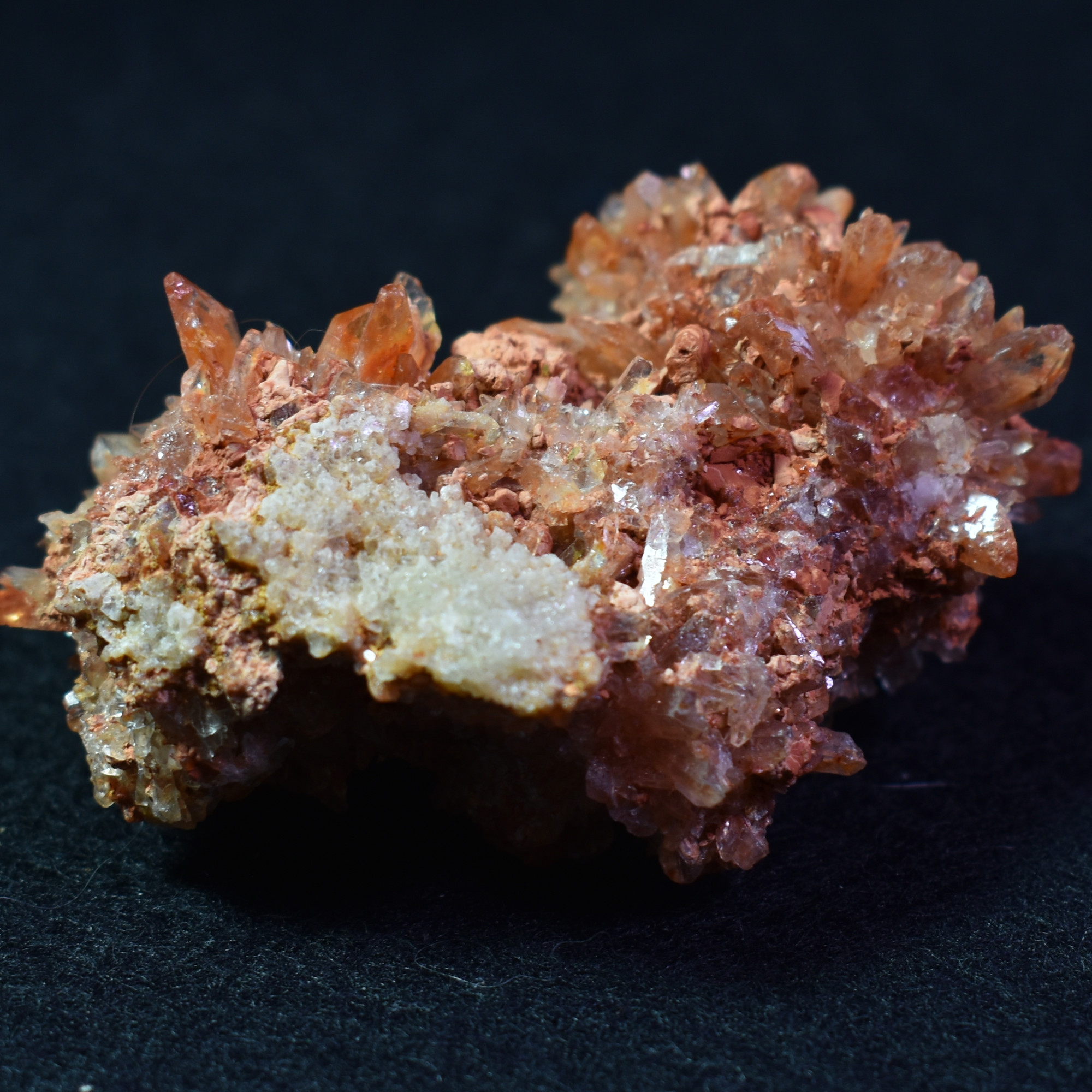 Creedite Crystal Cluster Specimen with Fluorite from Navidad Mine, Durango Mexico - 77 grams #06 - Image 5