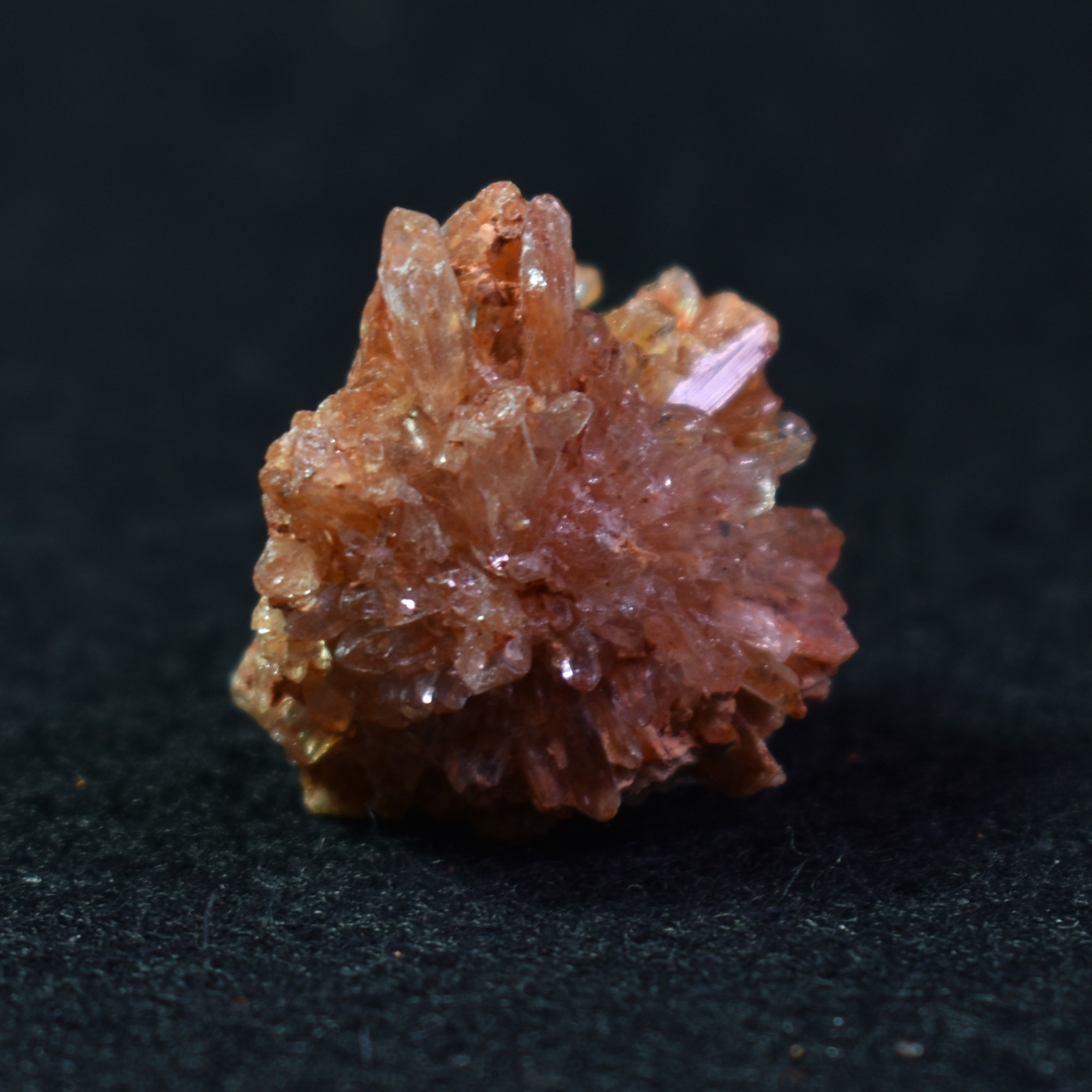 Creedite Crystal Cluster Specimen with Fluorite from Navidad Mine, Durango Mexico - 10 grams #26 - Image 3