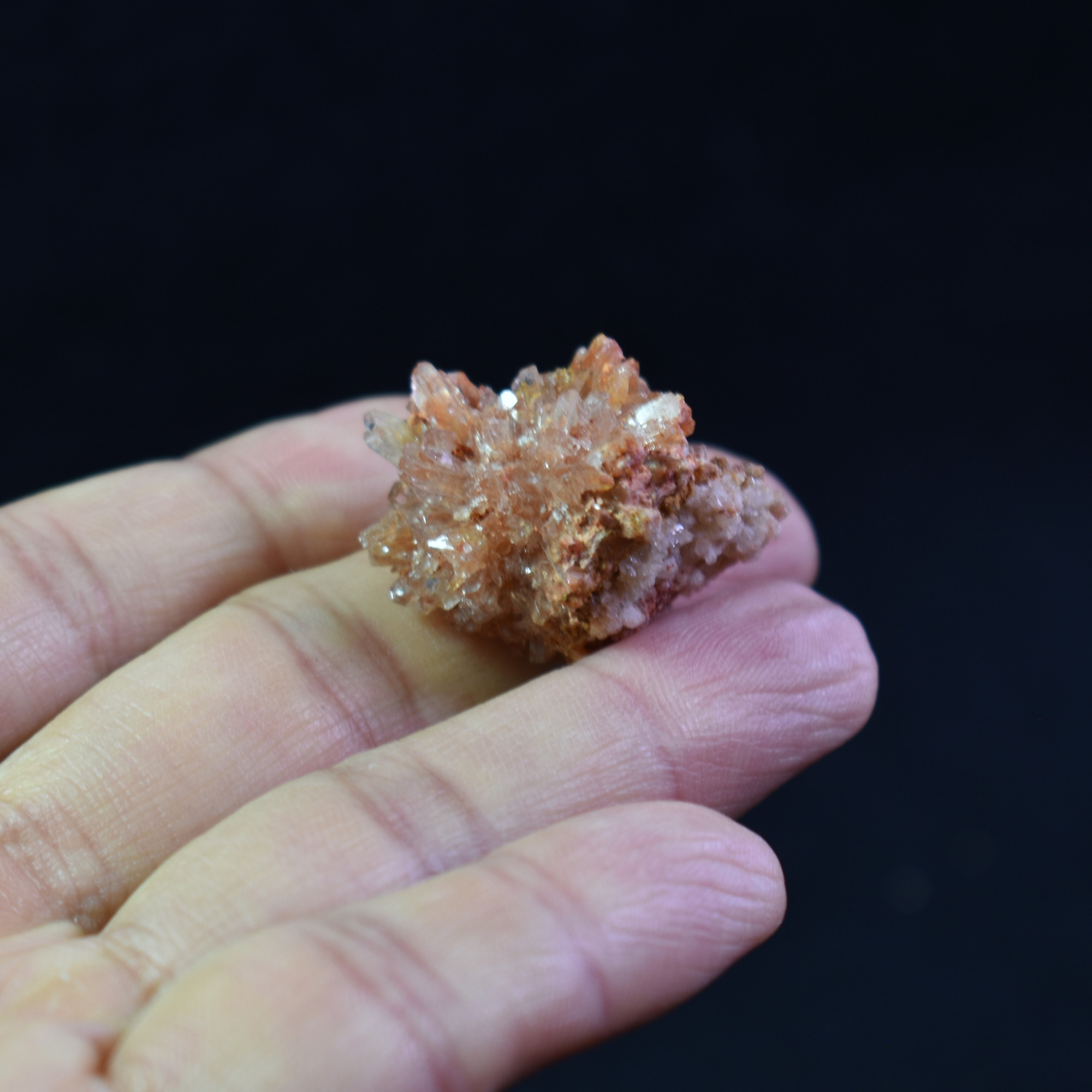 Creedite Crystal Cluster Specimen with Fluorite from Navidad Mine, Durango Mexico - 10 grams #26 - Image 9