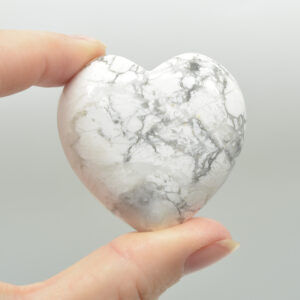 White Howlite Crystal Puffy Heart - 4.5cm - 1 Count
