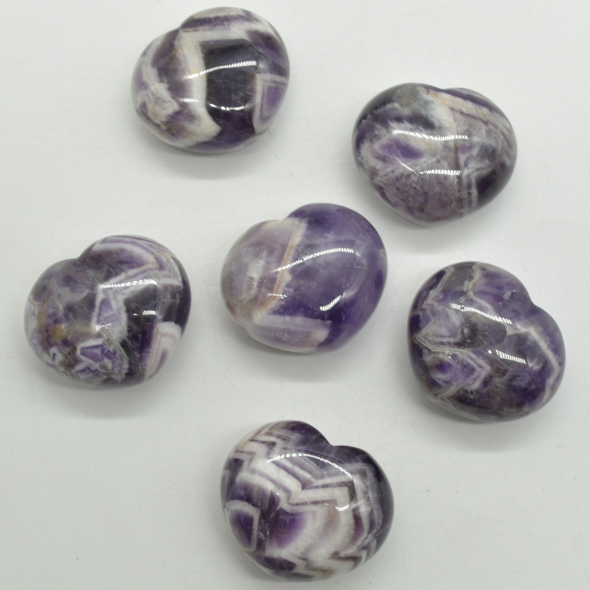 Chevron Amethyst Crystal Puffy Heart - 4.5cm x 2.5cm - 1 Count - Image 2