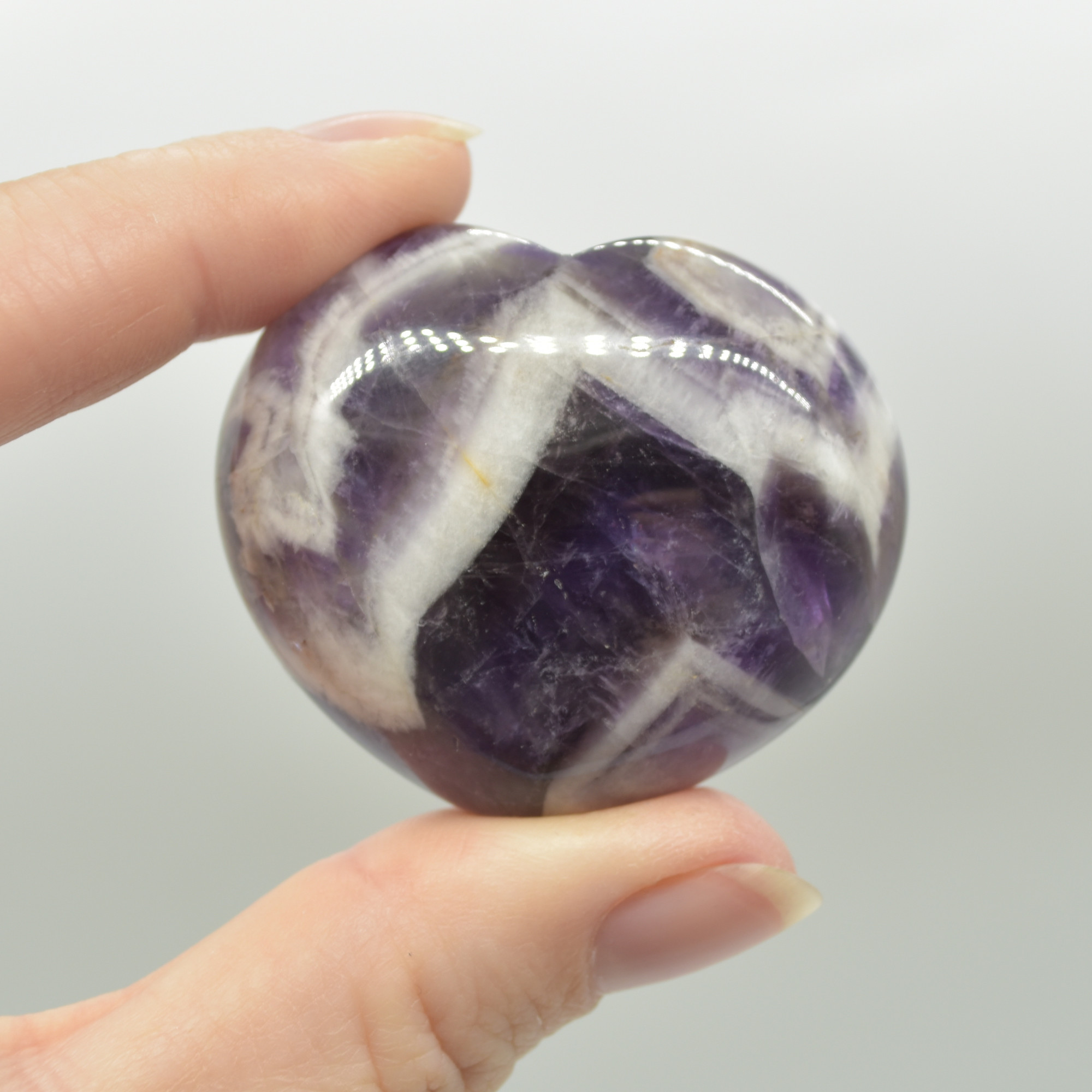 Chevron Amethyst Crystal Puffy Heart - 4.5cm x 2.5cm - 1 Count - Image 3