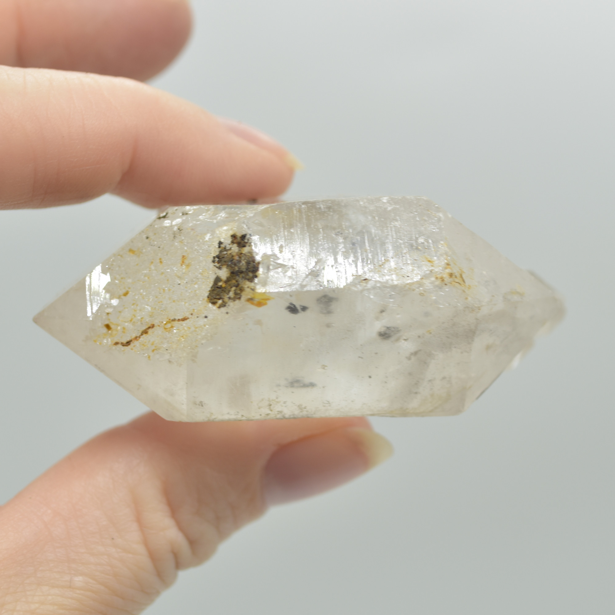 Fluid Inclusion / Enhydro Raw Quartz Point - with moving black sand - 90 grams - 1 Count - Image 2