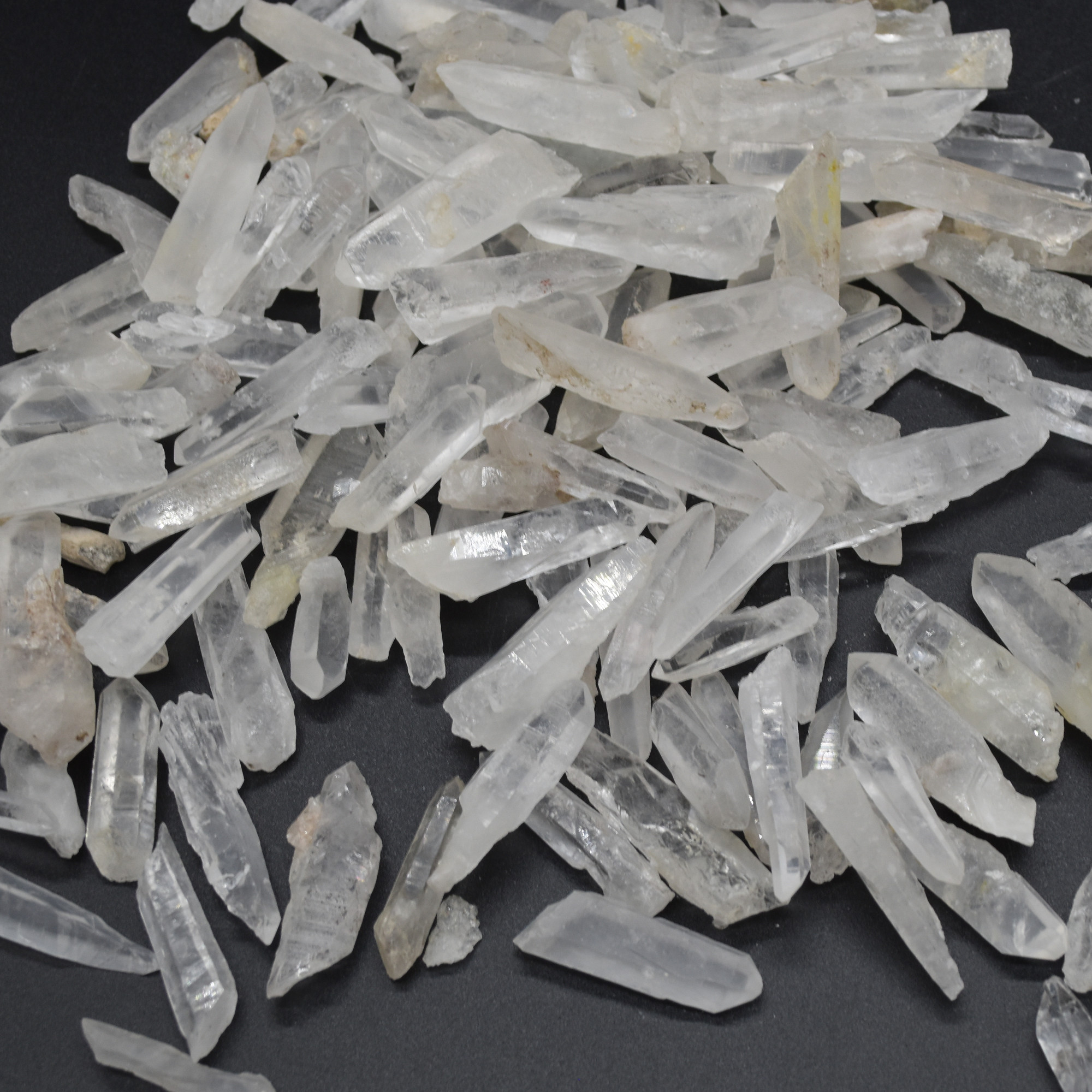Brazil Lemurian Quartz Clear Quartz Crystal Points - Great for making Crystal Grids - 3.5cm - 4.5cm - 20, 50 or 90 grams - Image 2