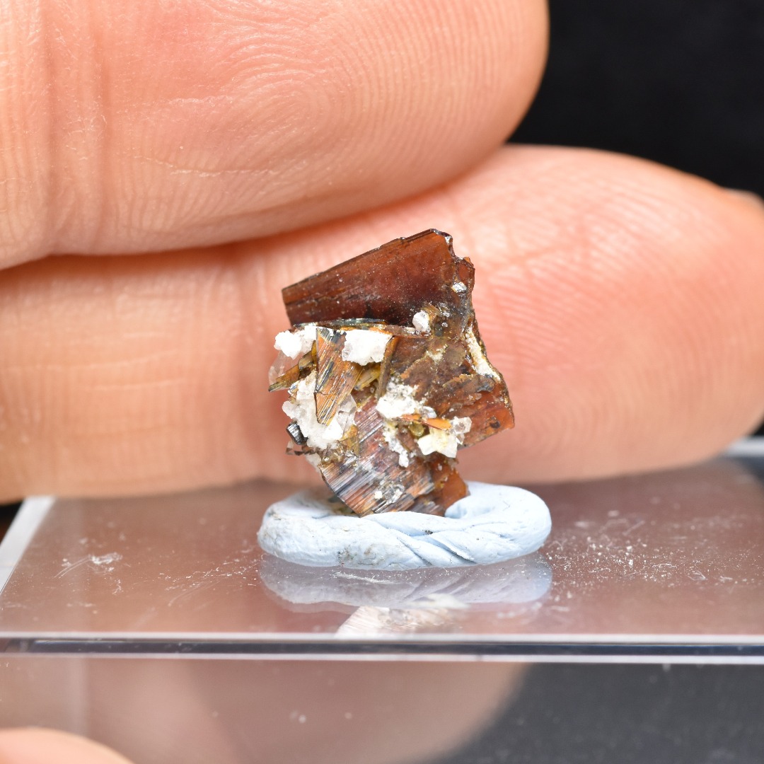 Red Brookite Crystal Specimen with Quartz RARE from Pakistan - 2ct, 0.47grams - 1.2cm - Image 7