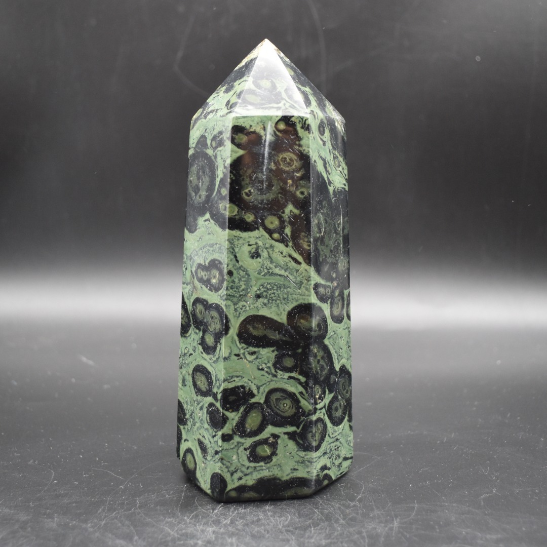 Kambaba Jasper Crystal Point, Tower, Wand - 16cm - 980 grams
