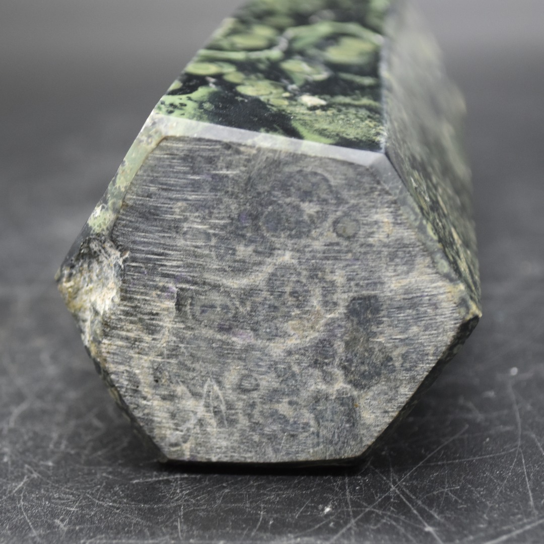 Kambaba Jasper Crystal Point, Tower, Wand - 16.4cm - 794 grams - Image 8