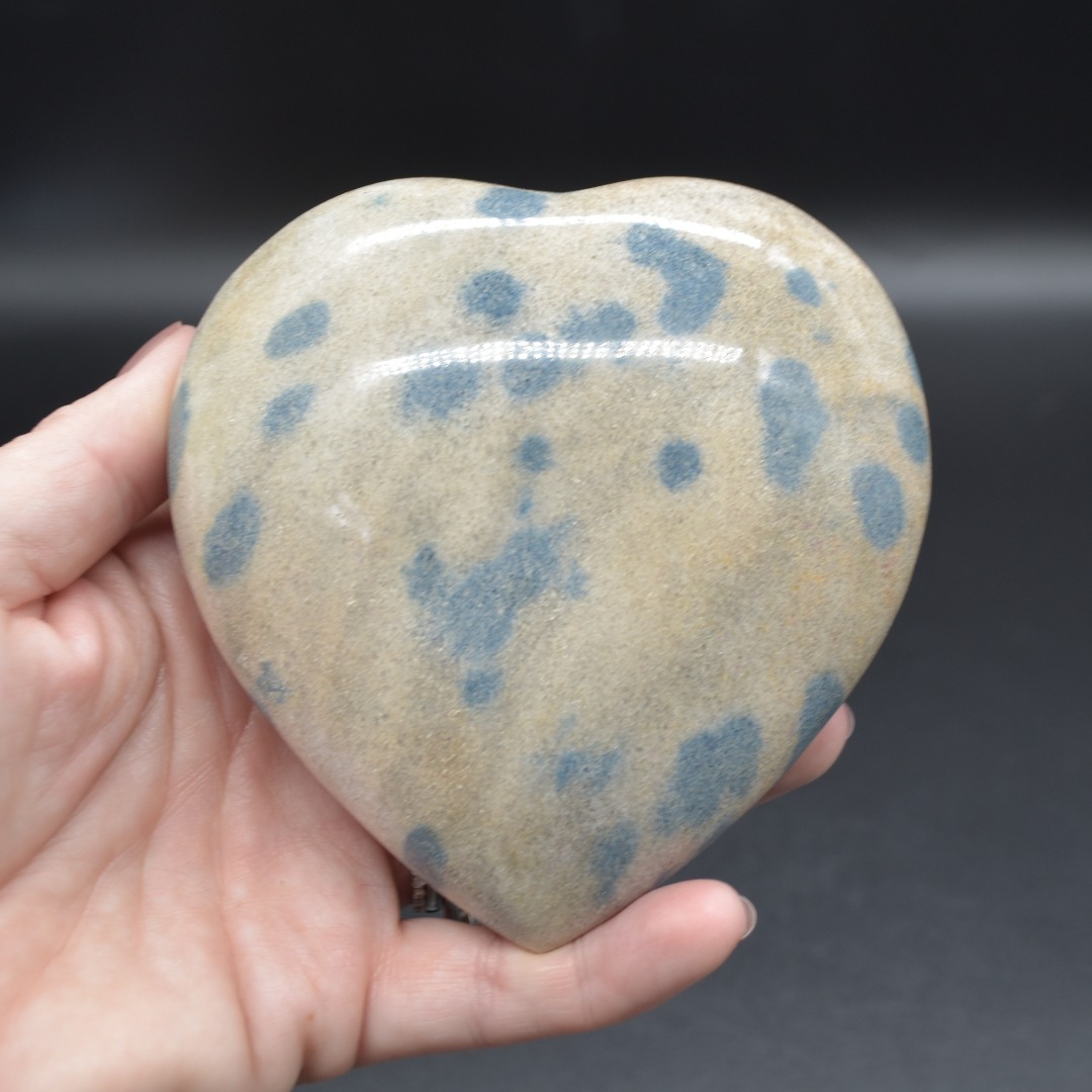 Blue Apatite in Cleavelandite Crystal Puffy Heart - 1 Count - 10cm - 592 grams