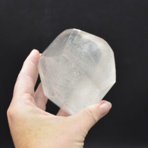 Clear Quartz Crystal Free Form - 637 grams - 7.4cm x 9.5cm x 7.6cm