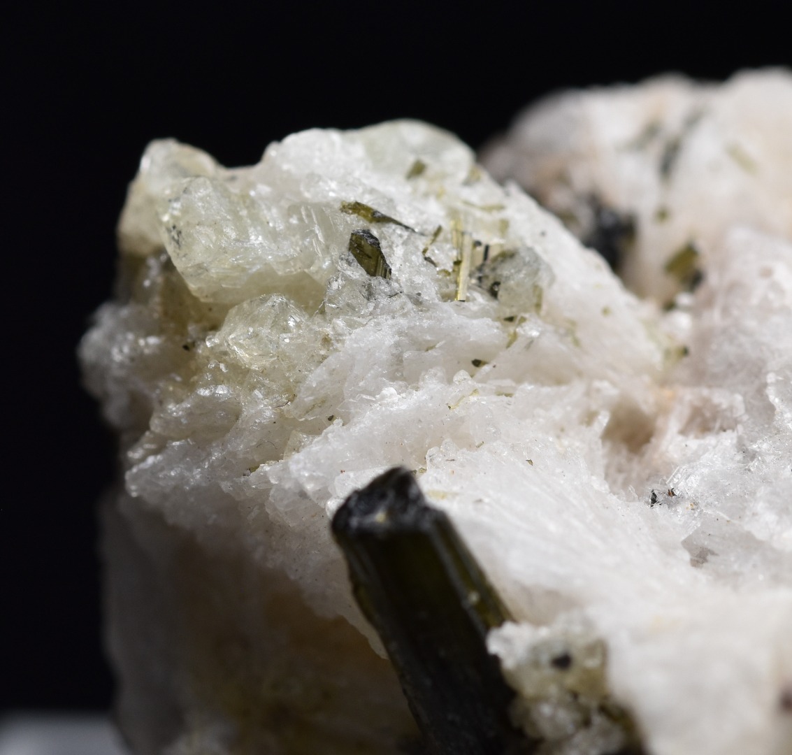 Green Herderite with Elbaite Green Tourmaline, Albite, Quartz, Rare, Synergy 12, Crystal Specimen - 9 grams - Image 3