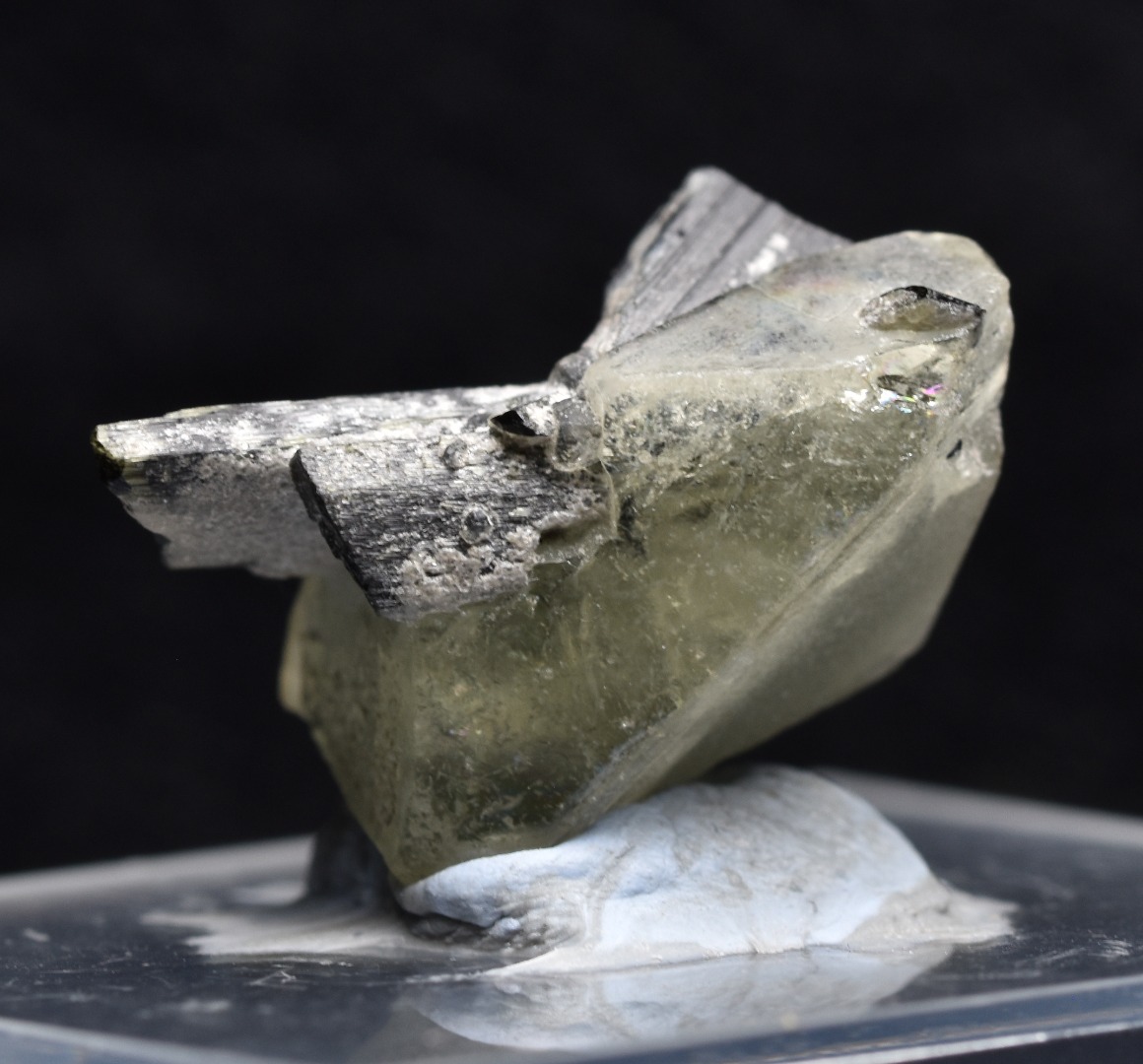 Green Herderite with Schorl Black Tourmaline, Rare, Synergy 12, Crystal Specimen - 3.6 grams - Image 3