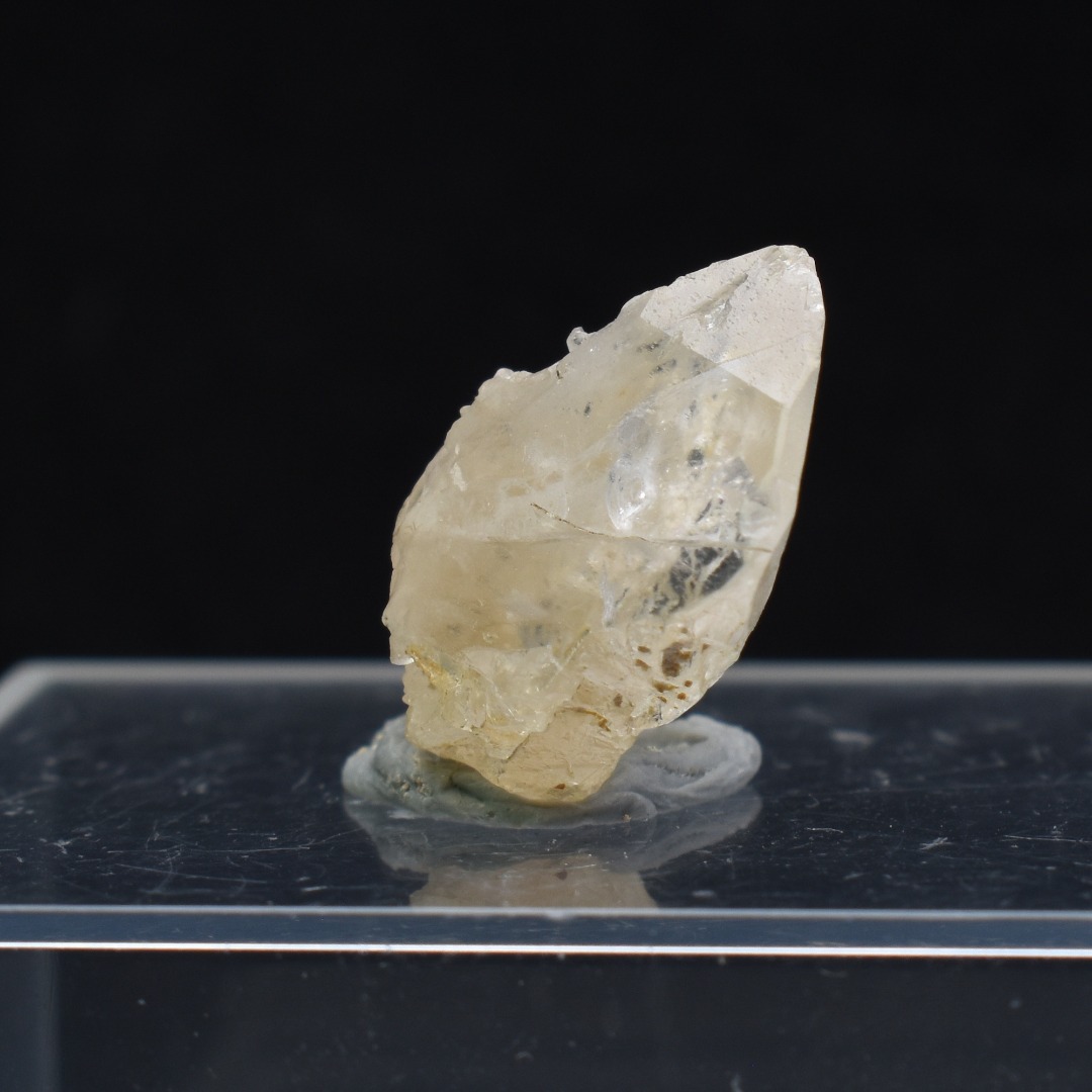Phenakite, Phenacite RARE Crystal from Ukraine - 9ct, 1.78 grams, 1.7cm - Image 5