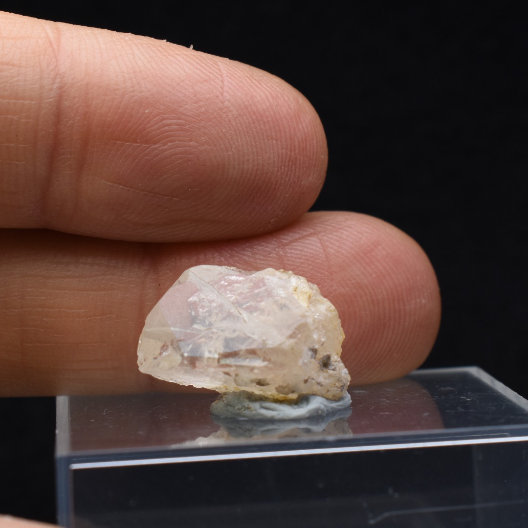 Phenakite, Phenacite RARE Crystal from Ukraine - 9ct, 1.78 grams, 1.7cm - Image 7