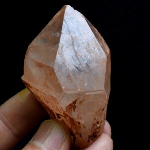 Tangerine Lemurian Quartz Crystal Point, Tower, Wand from Brazil - 5.5cm - 73 grams
