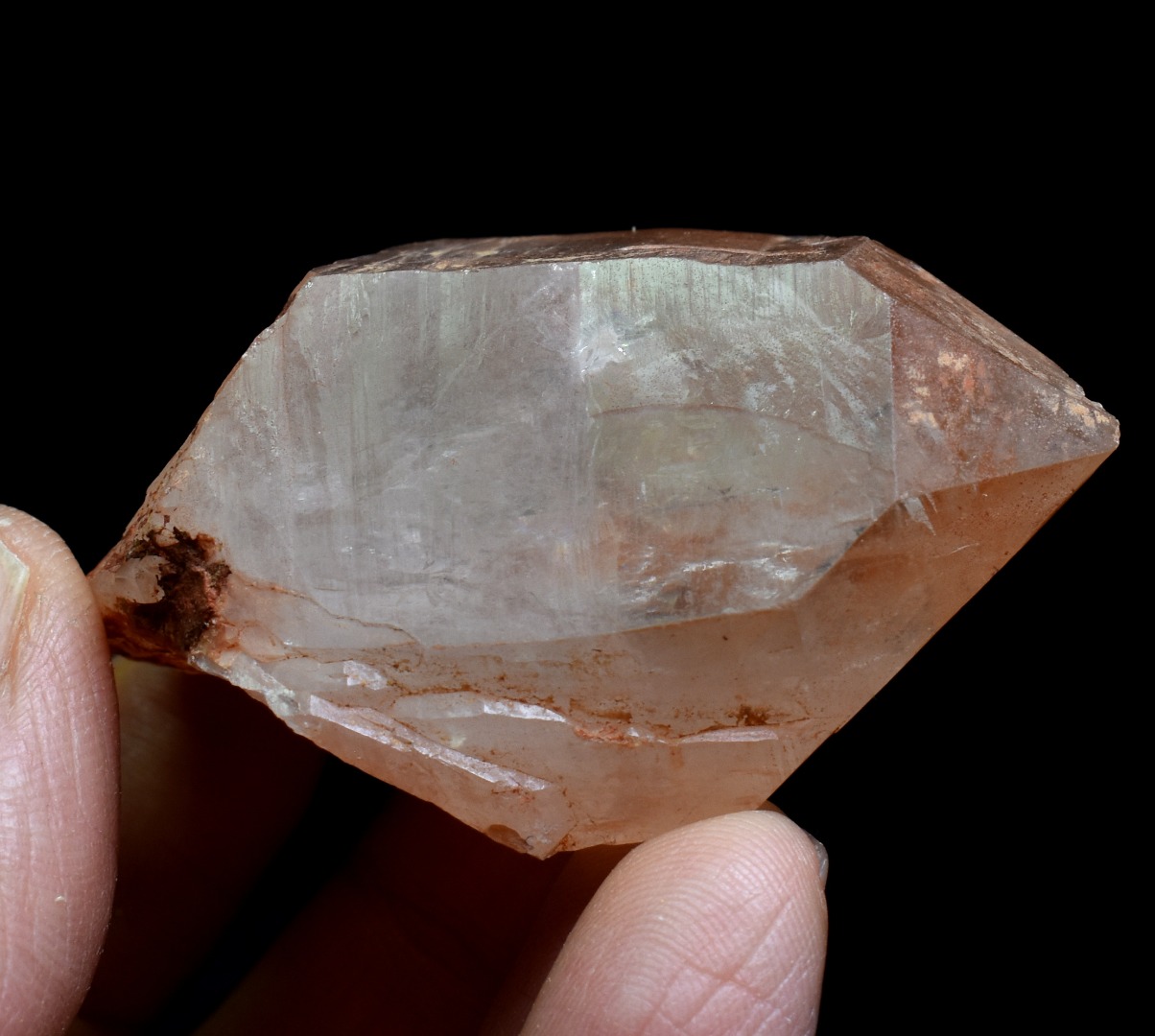 Tangerine Lemurian Quartz Crystal Point, Tower, Wand from Brazil - 5.5cm - 73 grams - Image 4
