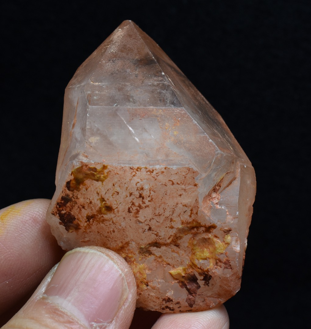 Tangerine Lemurian Quartz Crystal Point, Tower, Wand from Brazil - 5.5cm - 73 grams - Image 5