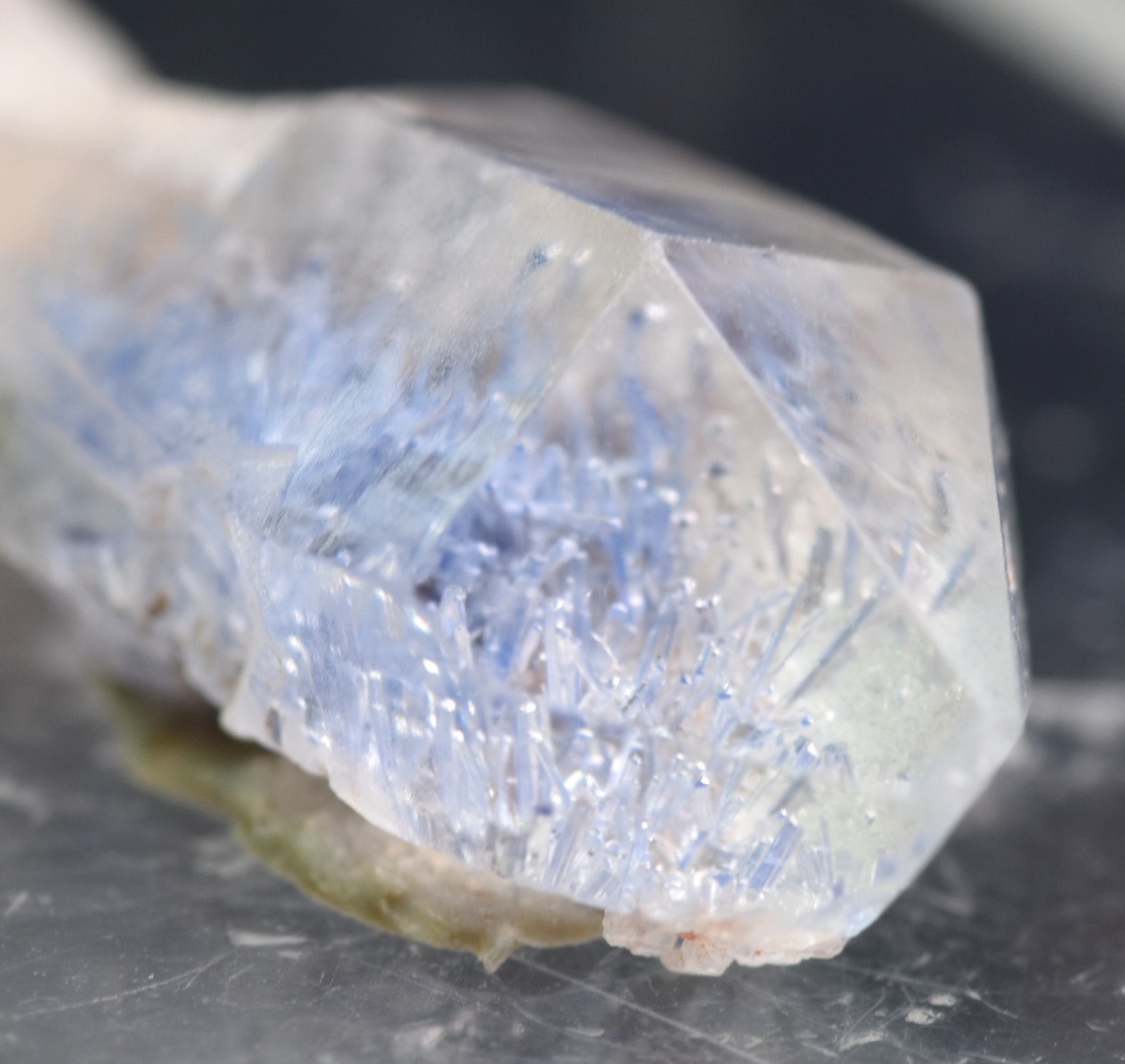 Natural Dumortierite in Clear Quartz Inclusion Raw Crystal Specimen from Brazil - 1.06 grams - 2.2cm - Image 4