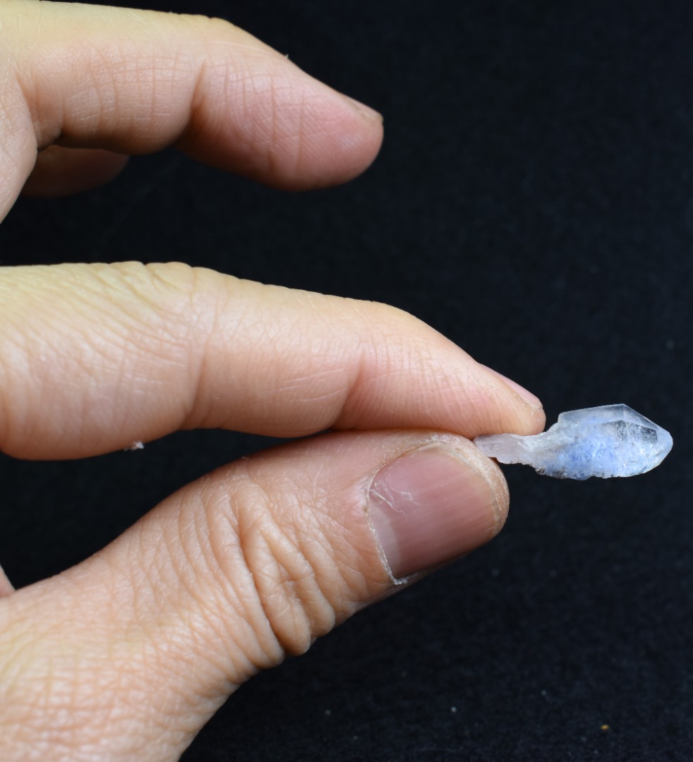 Natural Dumortierite in Clear Quartz Inclusion Raw Crystal Specimen from Brazil - 1.06 grams - 2.2cm - Image 5