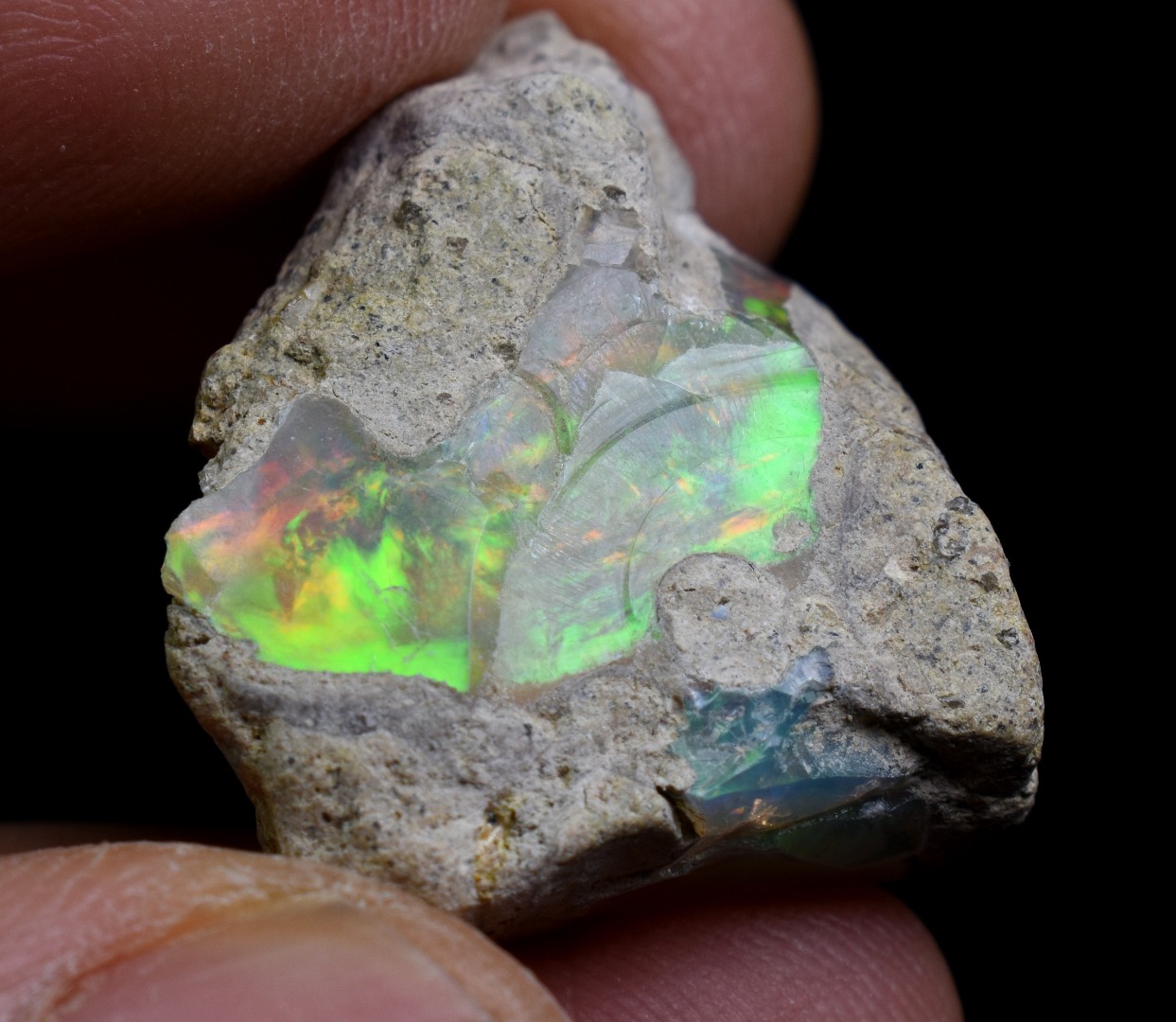Large Ethiopian Welo Rough Opal Top Grade Specimen - 34ct weight #113 - Image 3