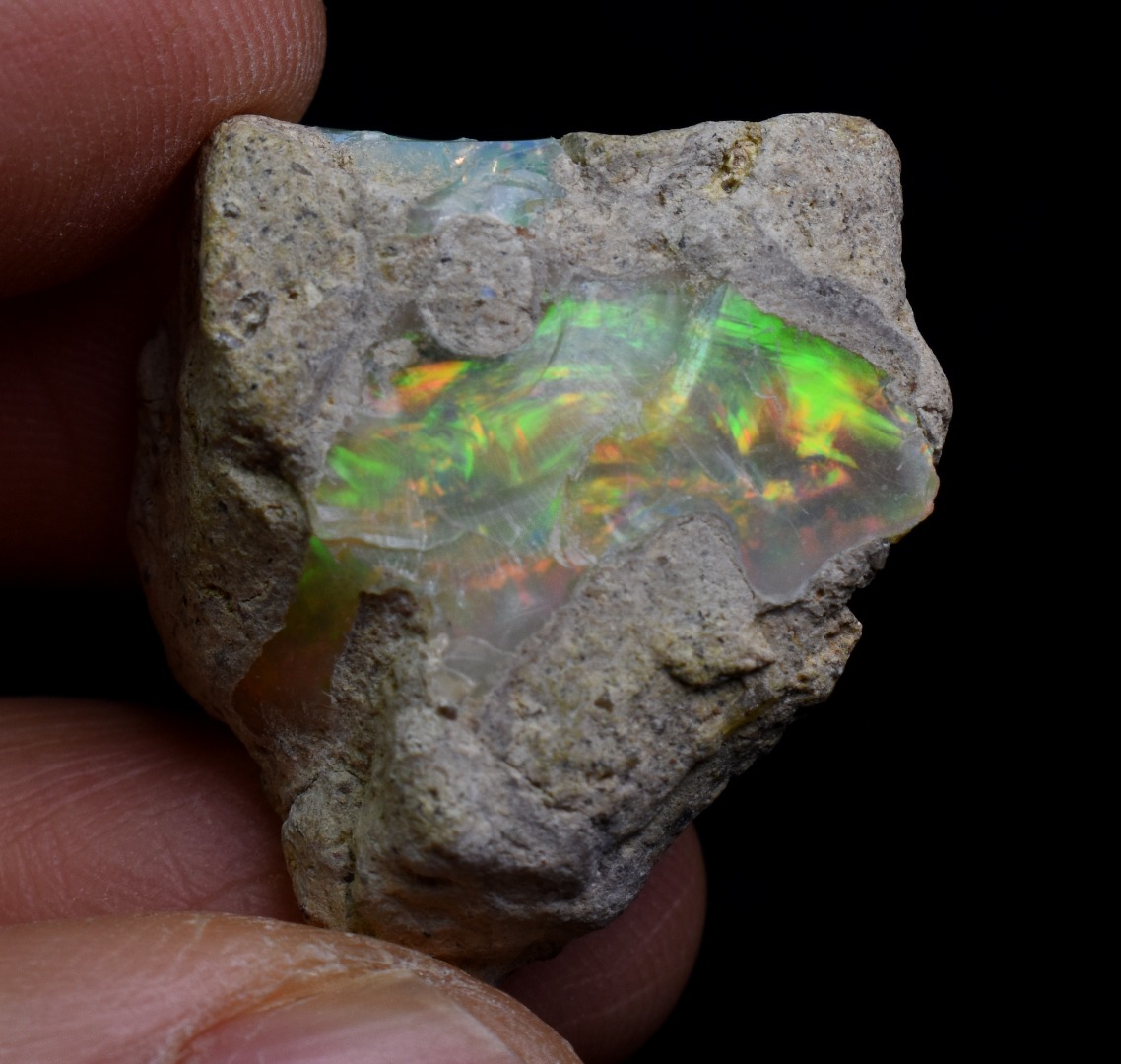Large Ethiopian Welo Rough Opal Top Grade Specimen - 34ct weight #113 - Image 2