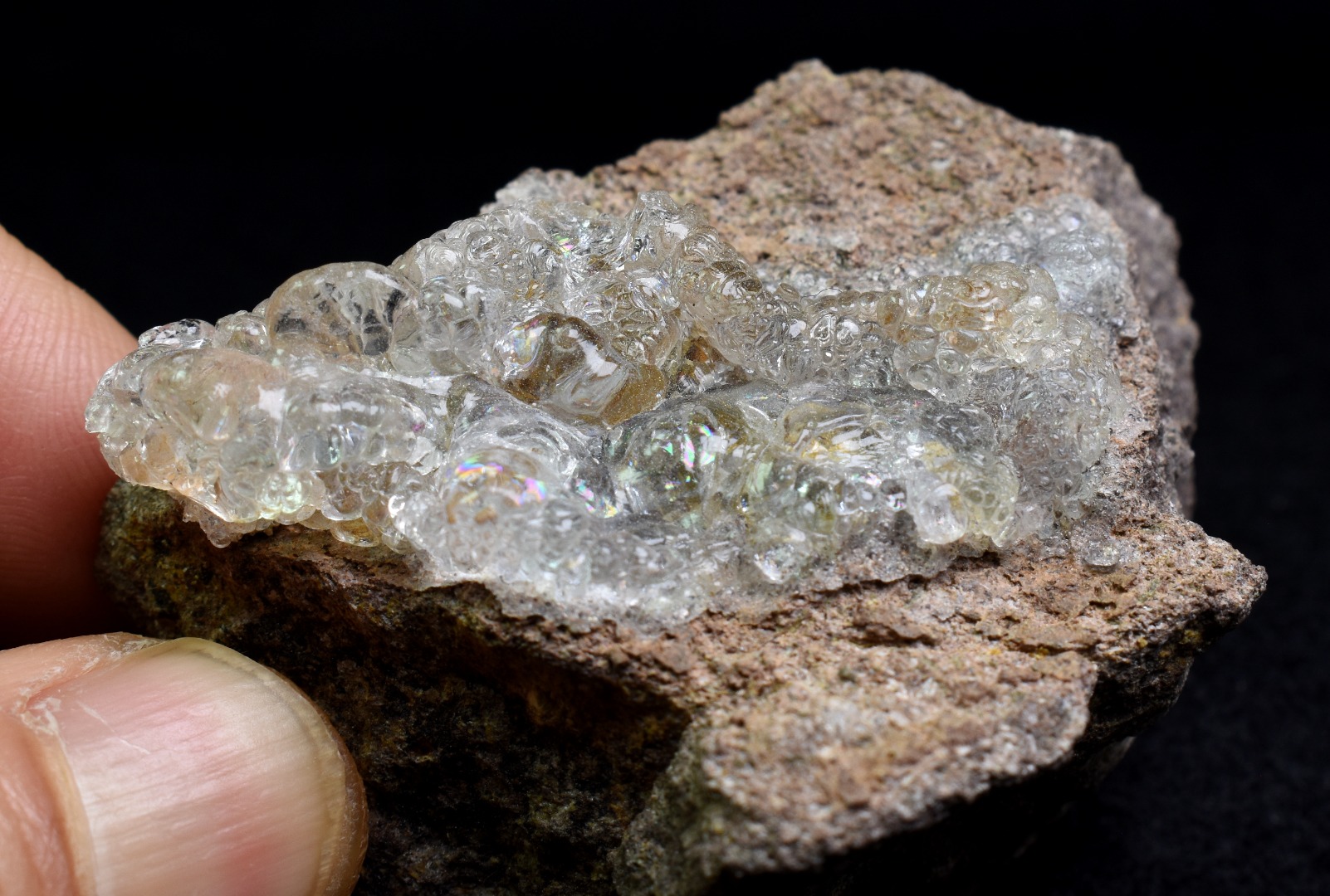 Mexican Hyalite Opal Collector Grade Specimen Stone on Matrix - UV Reactive Fluorescent - 84 grams #01 - Image 3