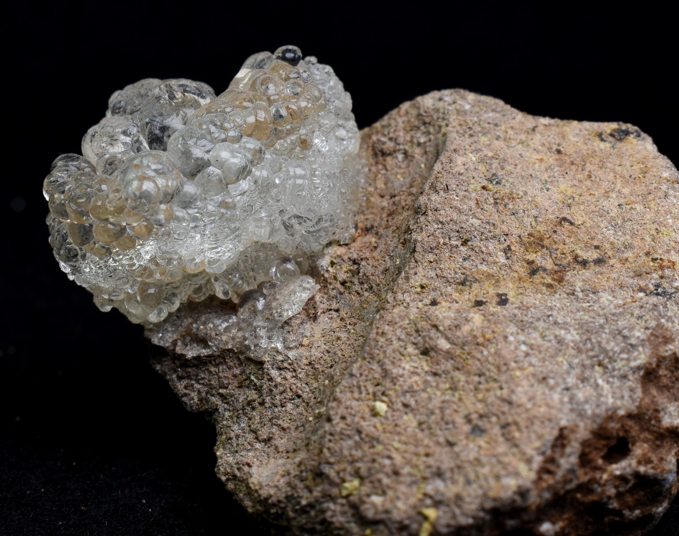 Mexican Hyalite Opal Collector Grade Specimen Stone on Matrix - UV Reactive Fluorescent - 69 grams #09 - Image 3