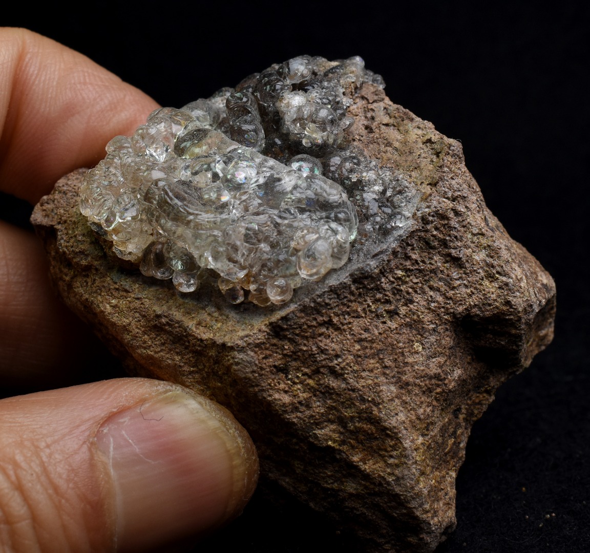 Mexican Hyalite Opal Collector Grade Specimen Stone on Matrix - UV Reactive Fluorescent - 67 grams #23 - Image 4