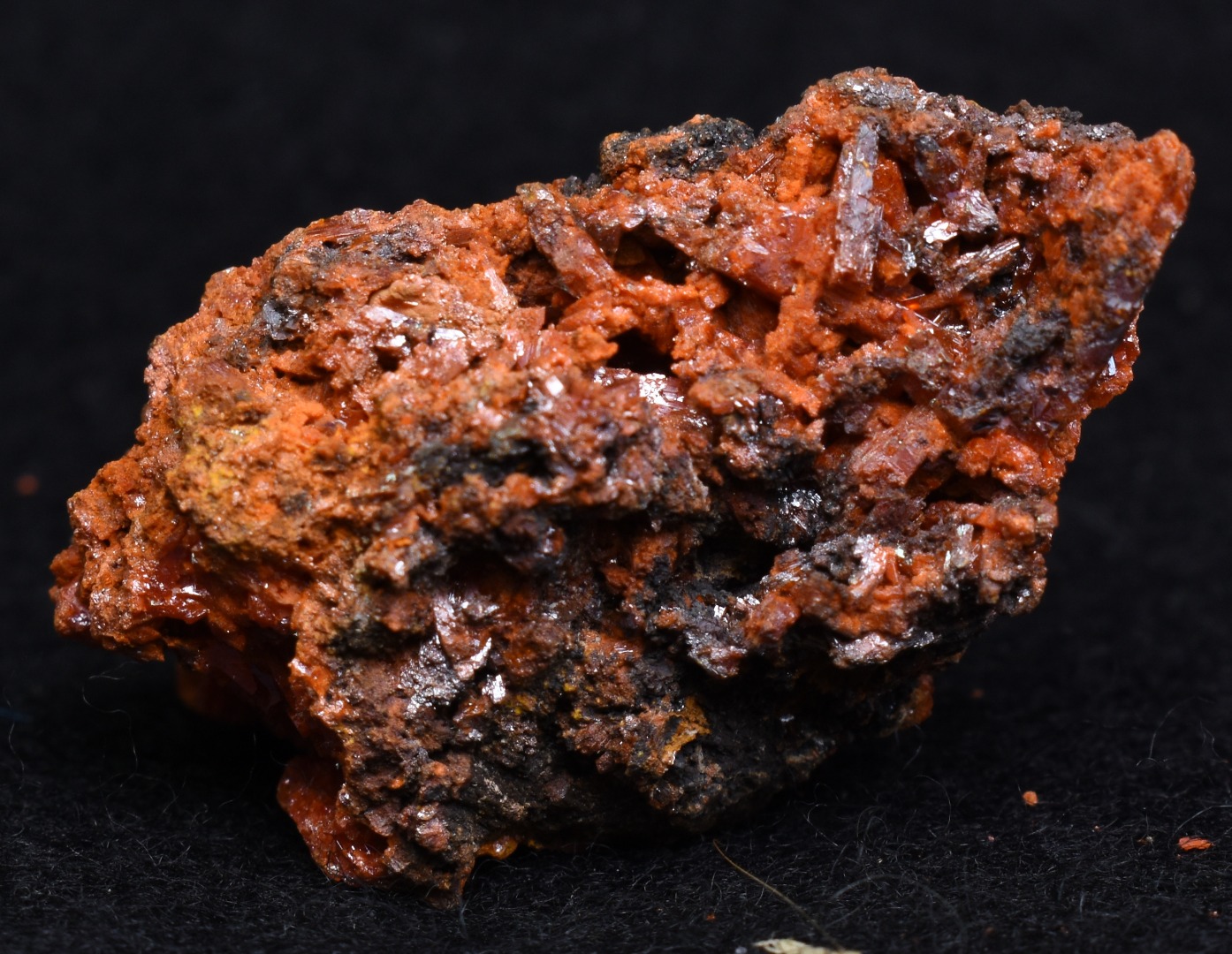 Crocoite Rare Mineral, from Red Lead Mine, Tasmania, Australia - 28 grams - 4.5cm #04 - Image 3