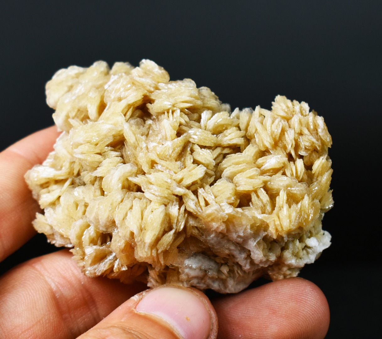 Barite, Baryte Crystal Cluster Mineral From Los Angeles County, California, USA - 90 grams - Image 3