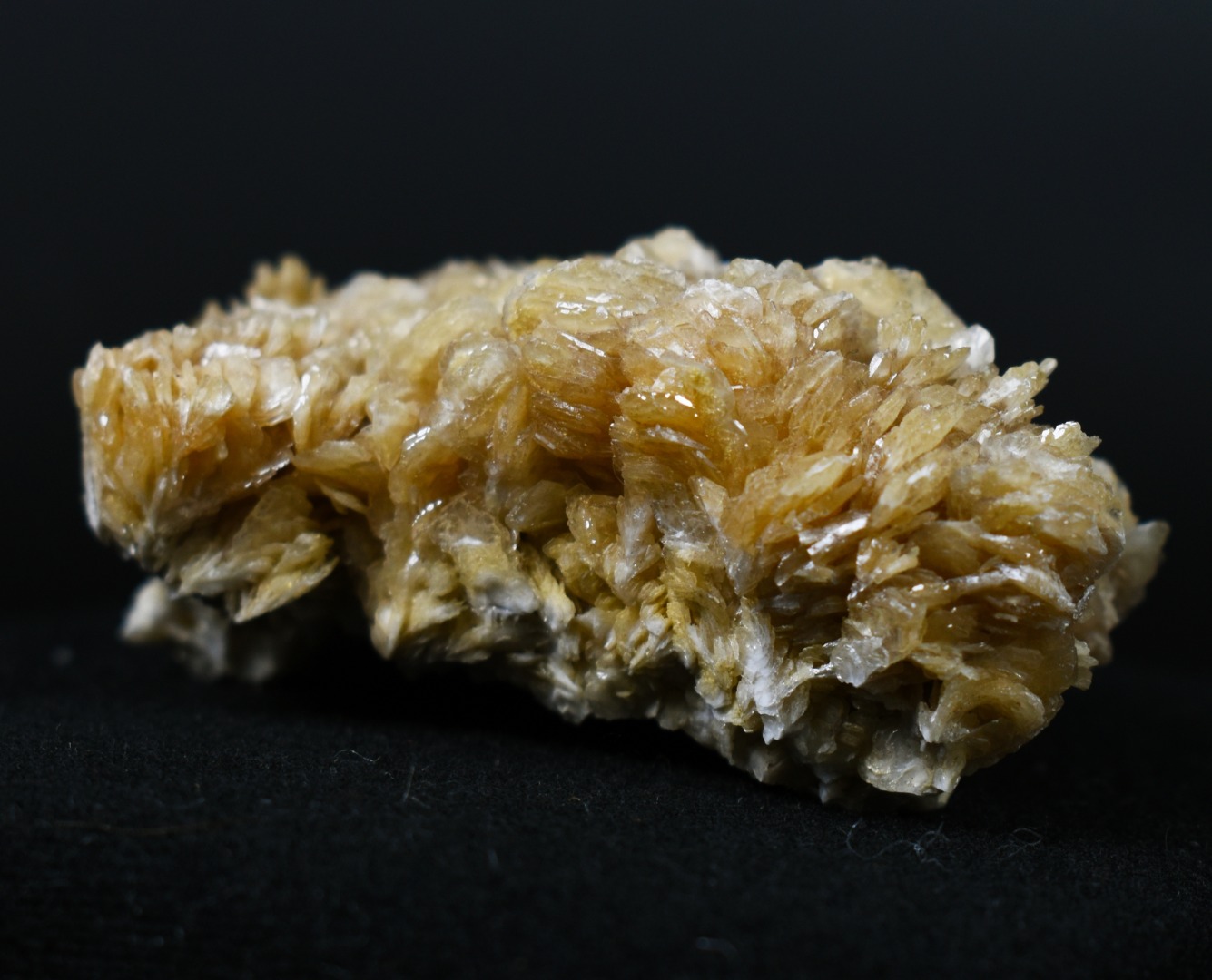 Barite, Baryte Crystal Cluster Mineral From Los Angeles County, California, USA - 90 grams