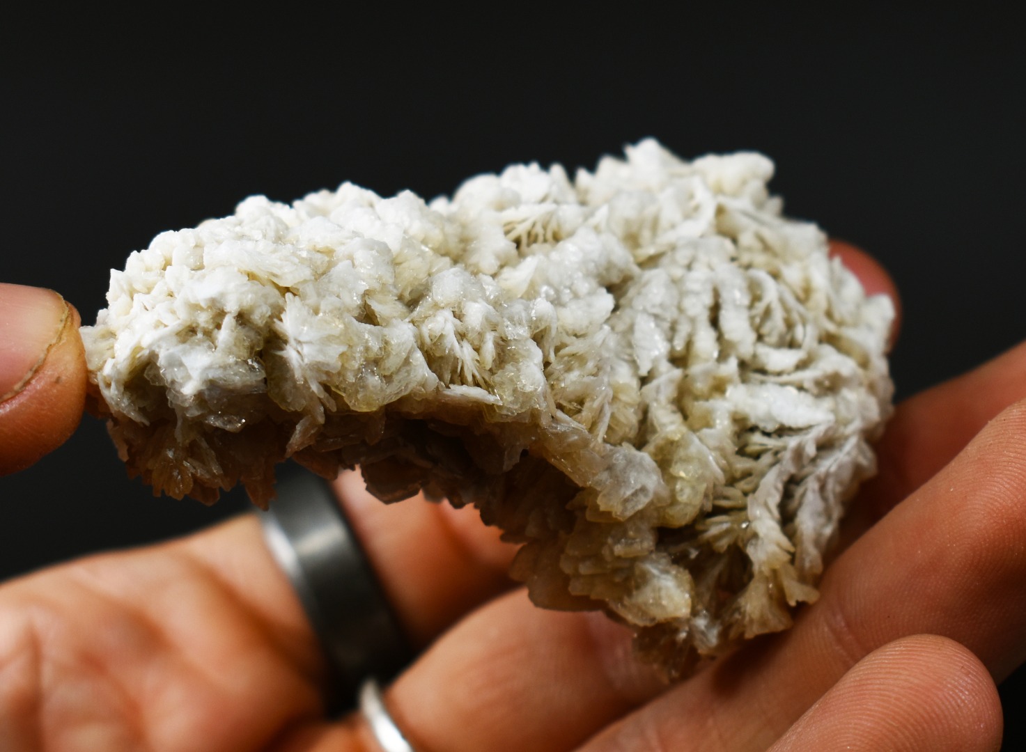 Barite, Baryte Crystal Cluster Mineral From Los Angeles County California USA - 87 grams - Image 6