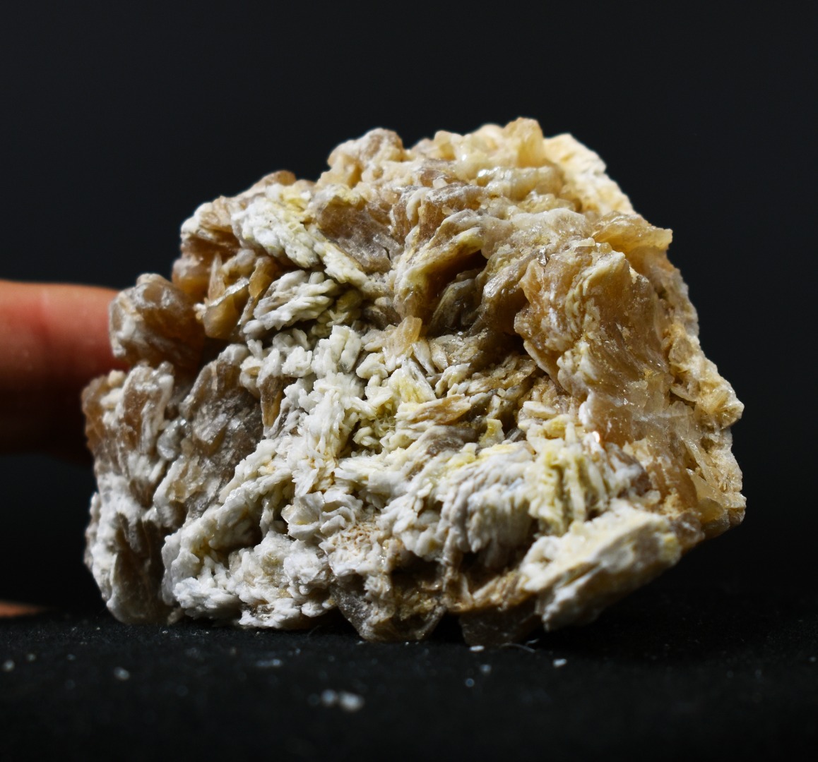 Barite, Baryte Crystal Cluster Mineral From Los Angeles County California USA - 118 grams - Image 6