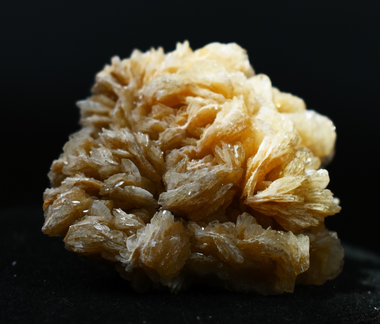 Barite, Baryte Crystal Cluster Mineral From Los Angeles County California USA - 83 grams