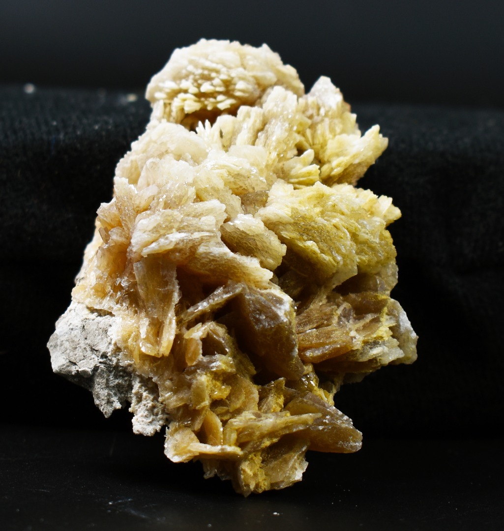 Barite, Baryte Crystal Cluster Mineral From Los Angeles County California USA - 80 grams - Image 6