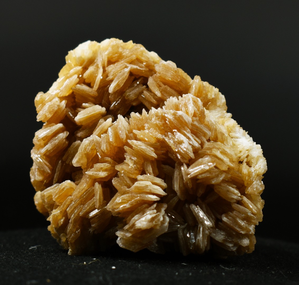 Barite, Baryte Crystal Cluster Mineral From Los Angeles County California USA - 117 grams