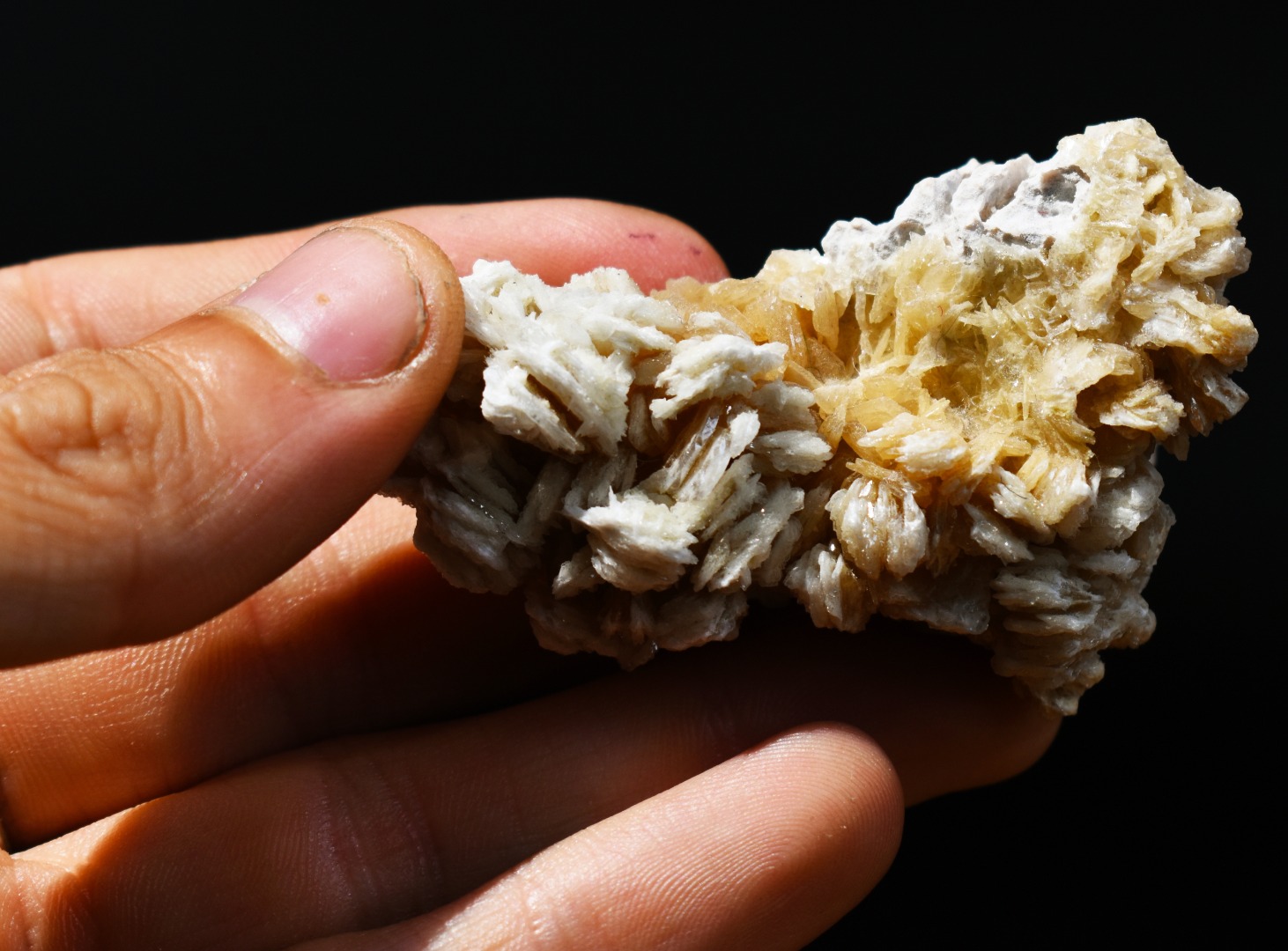 Barite, Baryte Crystal Cluster Mineral From Los Angeles County California USA - 56 grams - Image 2