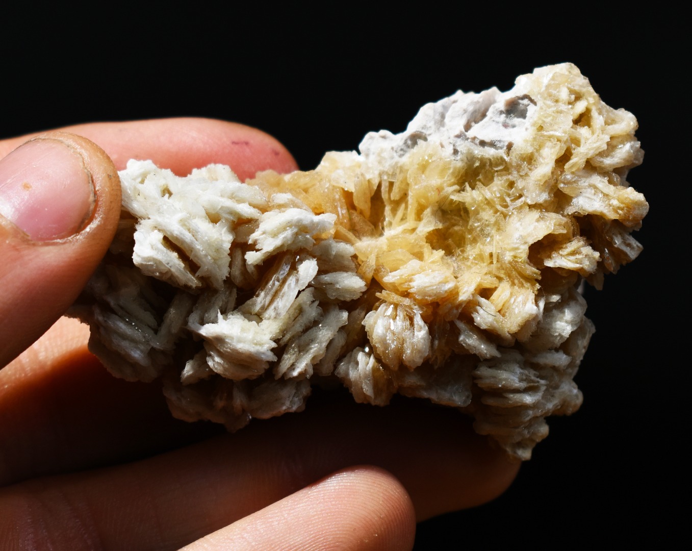 Barite, Baryte Crystal Cluster Mineral From Los Angeles County California USA - 56 grams - Image 4