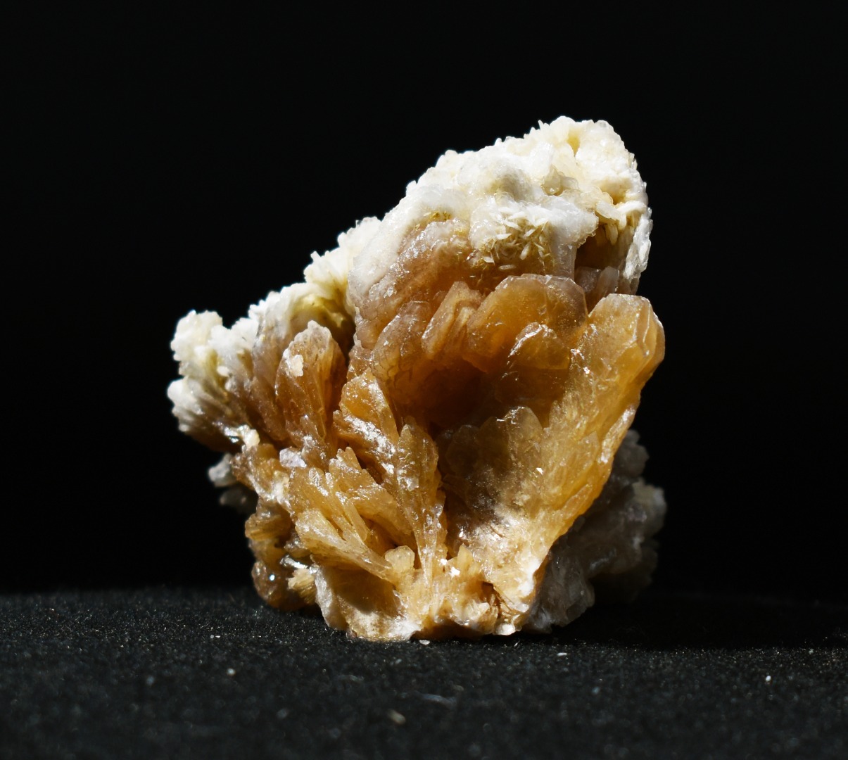 Barite, Baryte Crystal Cluster Mineral From Los Angeles County California USA - 78 grams - Image 2