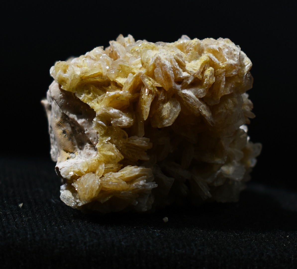 Barite, Baryte Crystal Cluster Mineral From Los Angeles County California USA - 91 grams - Image 5
